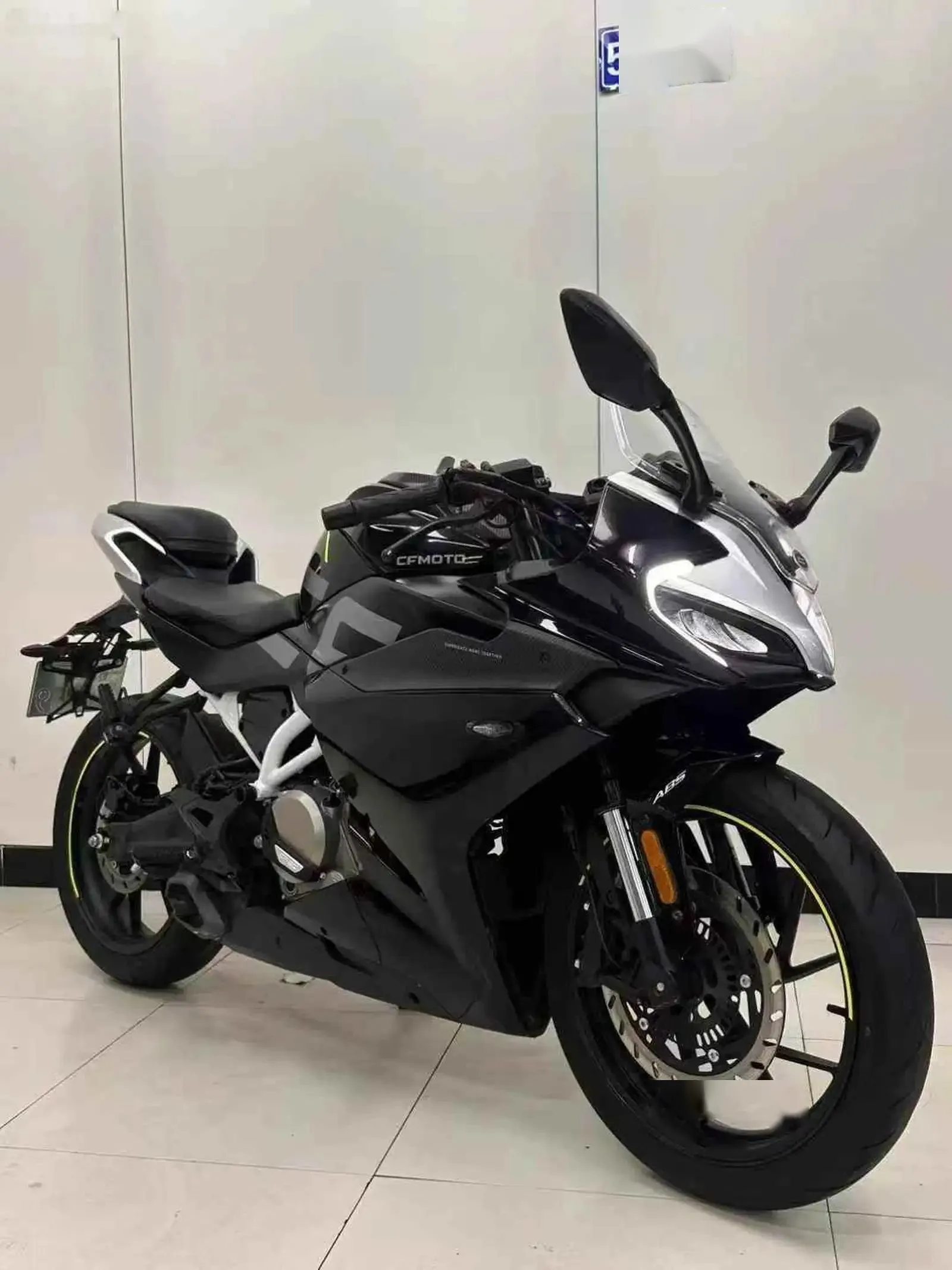 Мотоцикл CFmoto SR250 на заказ — фото 4