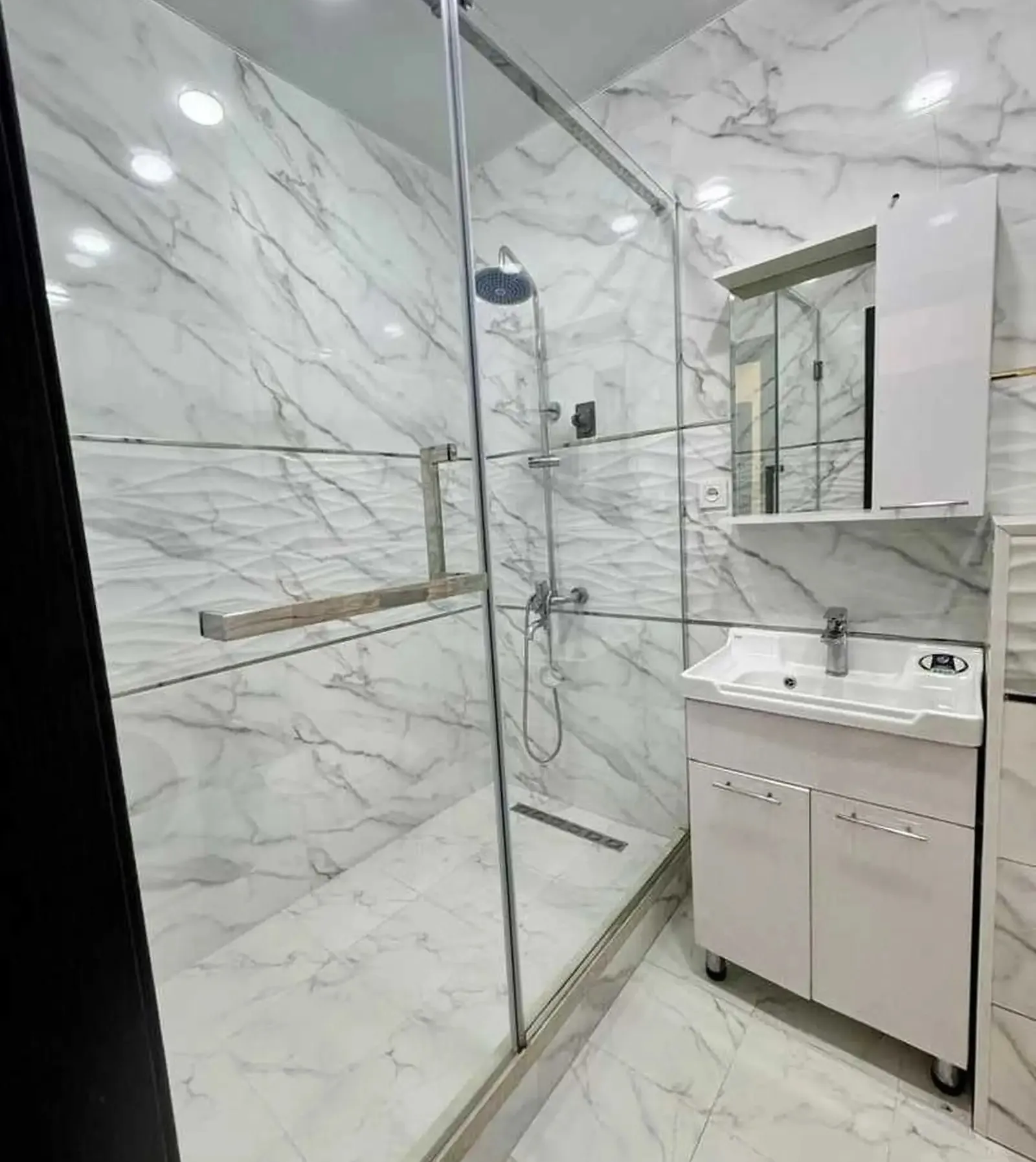 2-комн. квартира, 13 этаж, 60м², Шохмансур — фото 12