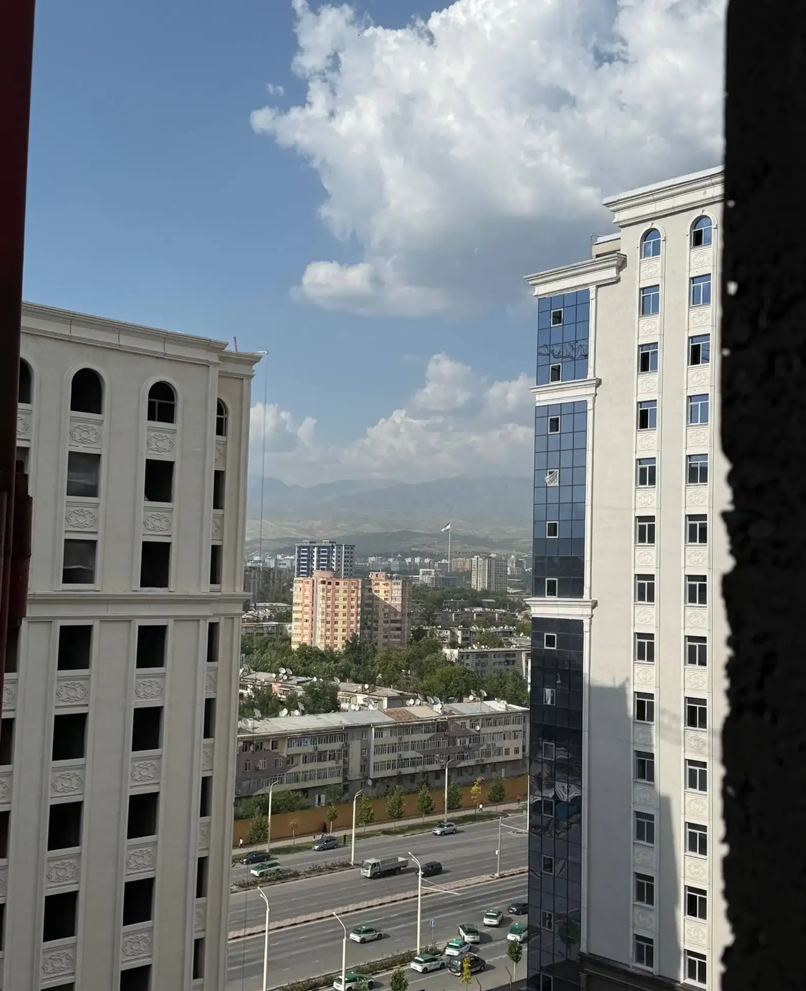 2-комн. квартира, 12 этаж, 75 м², Кольцевой Профсоюз — фото 11