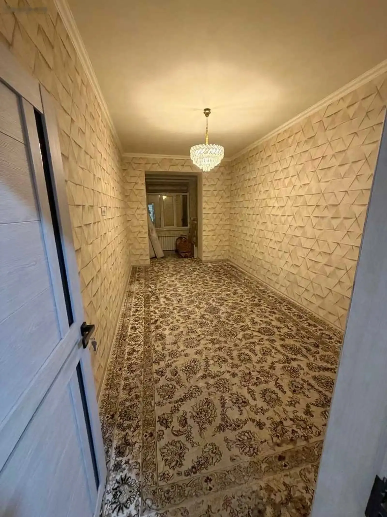 3-комн. квартира, 19 этаж, 117м², фирдавси