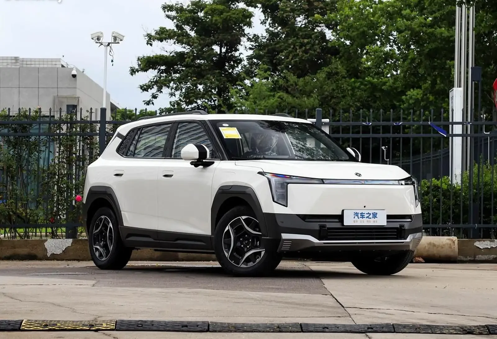 Dongfeng L7, 2025