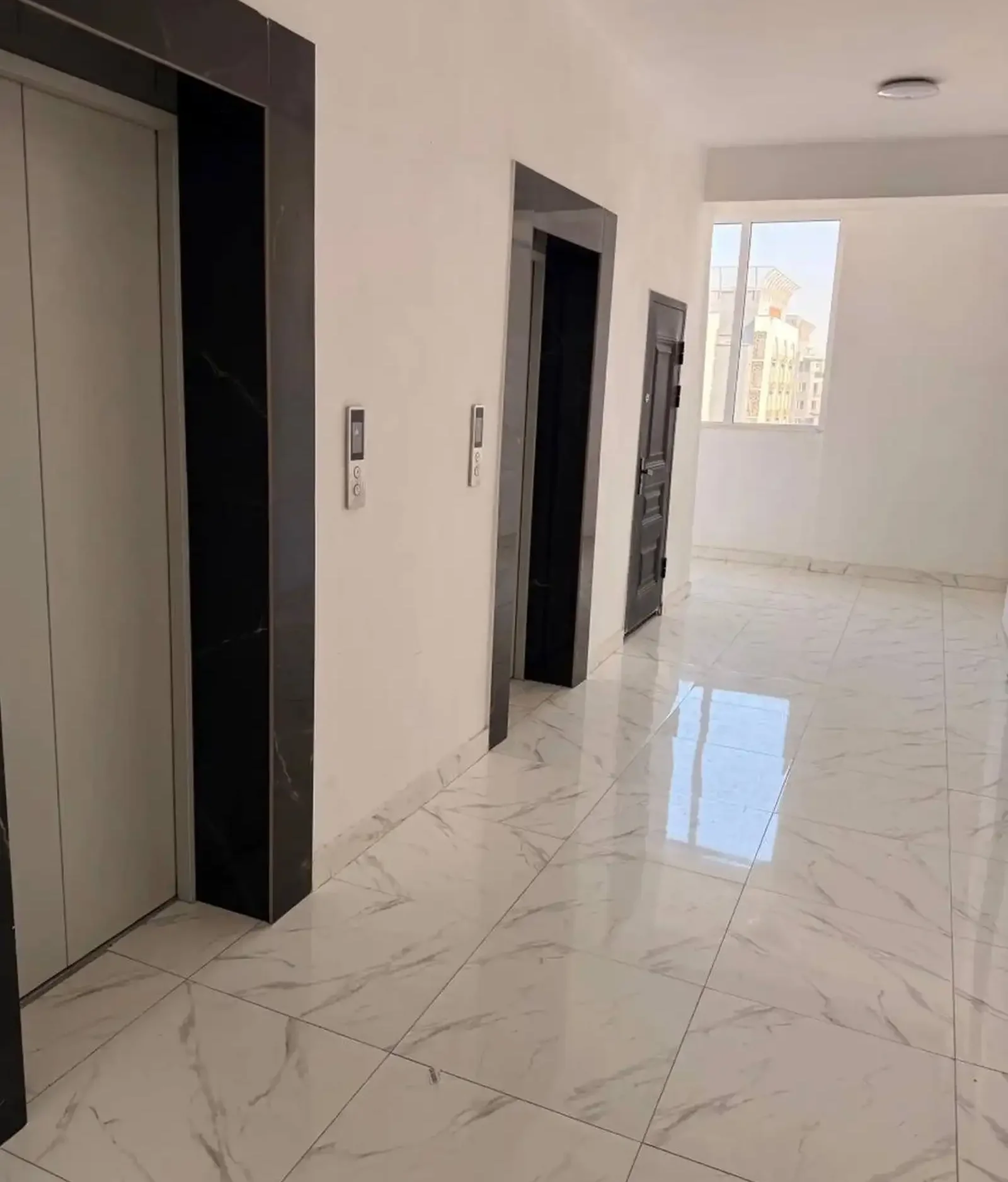 2-комн. квартира, 12 этаж, 80 м², Исмоили Сомони — фото 2