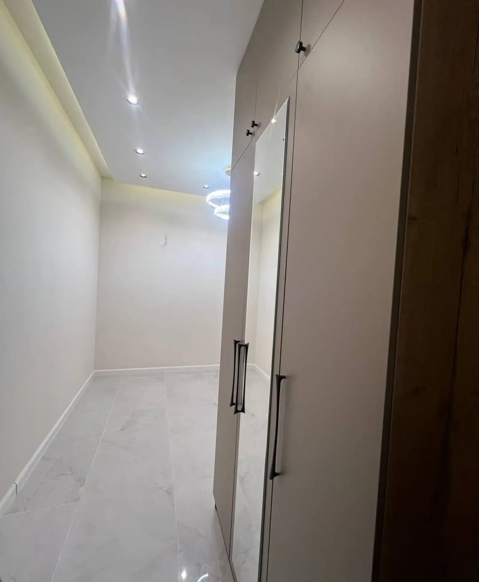 3-комн. квартира, 11 этаж, 114 м², Исмоили Сомони — фото 4