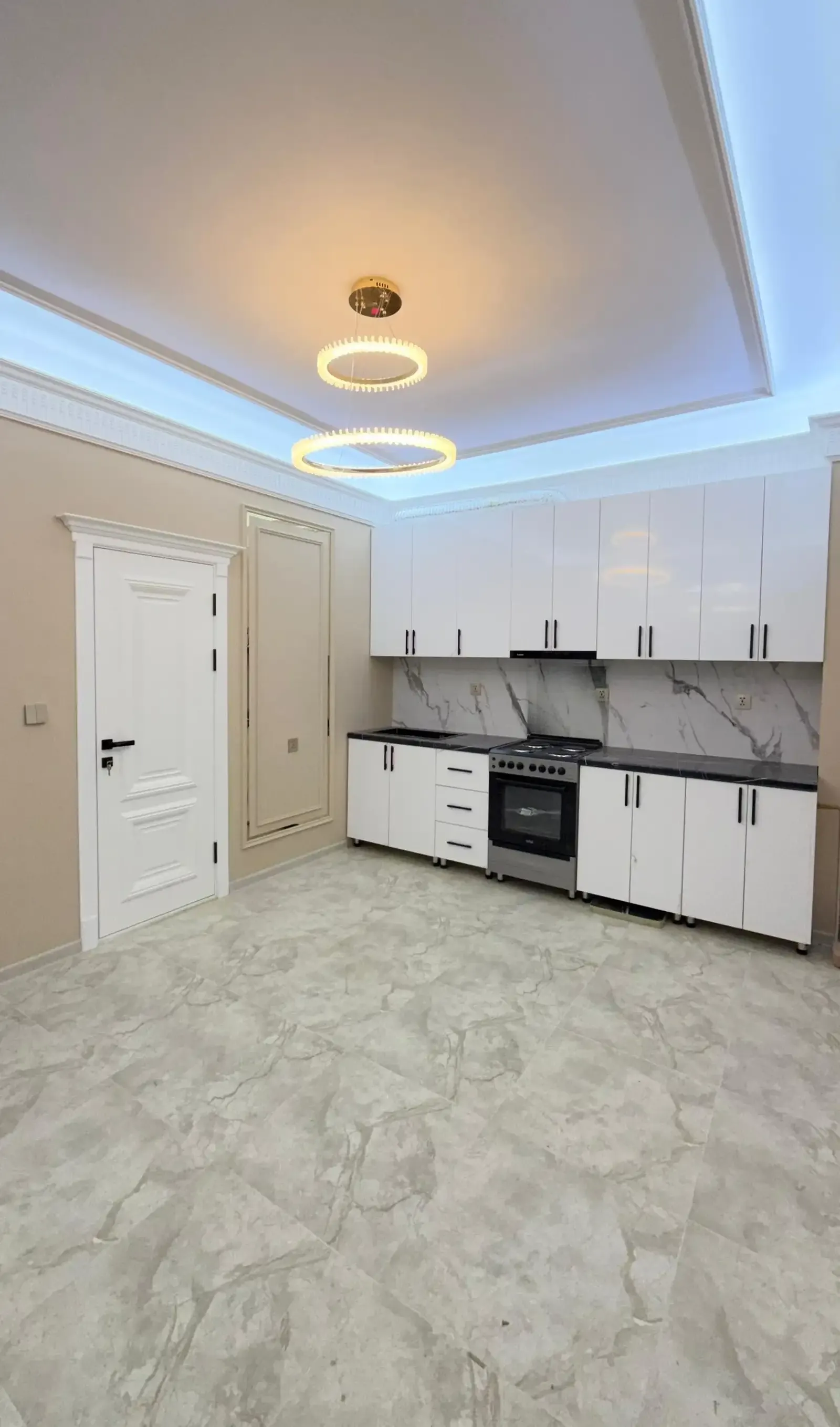 2-комн. квартира, 14 этаж, 90 м², Шохмансур