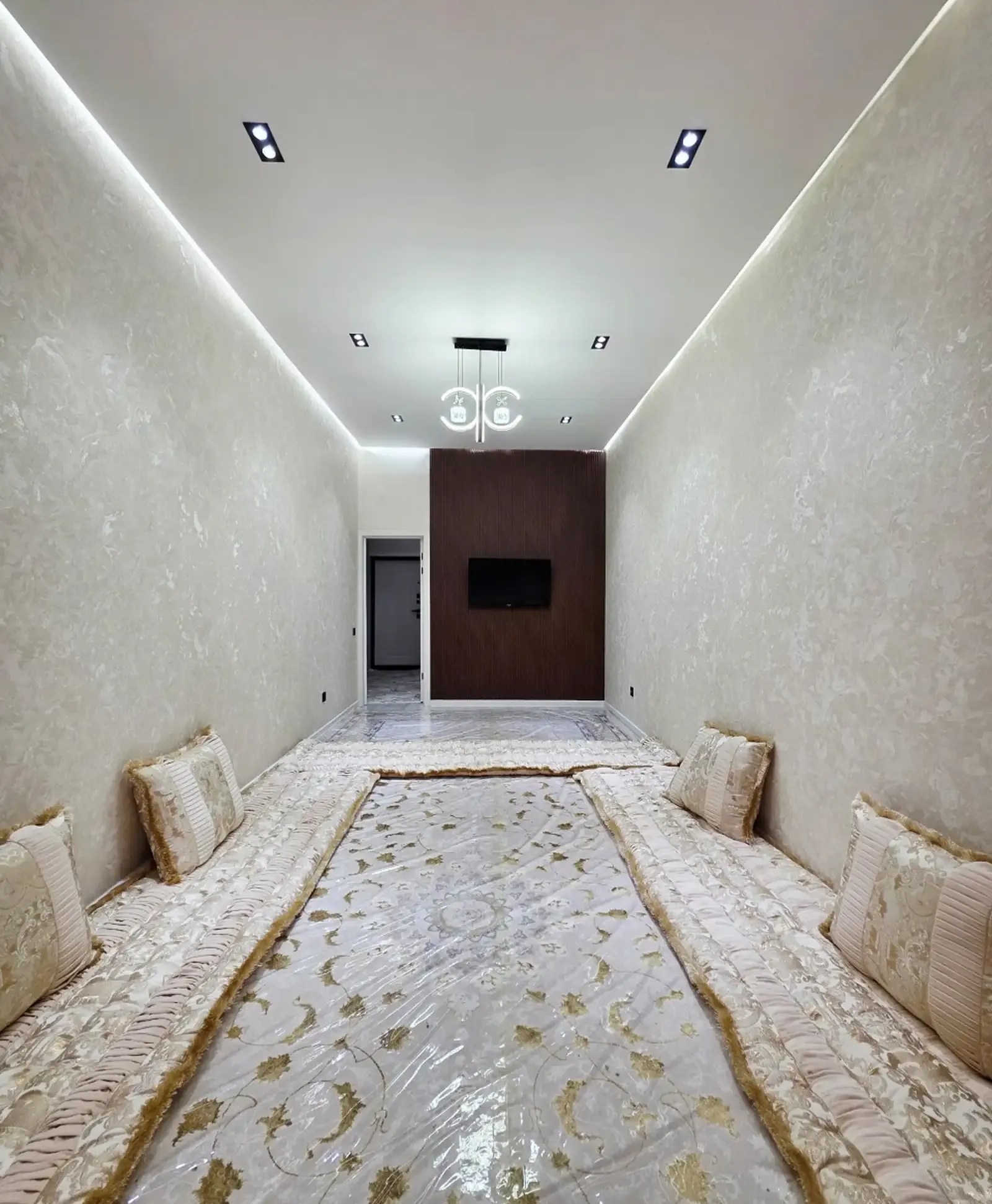 2-комн. квартира, 15 этаж, 46 м², 46мкр — фото 2