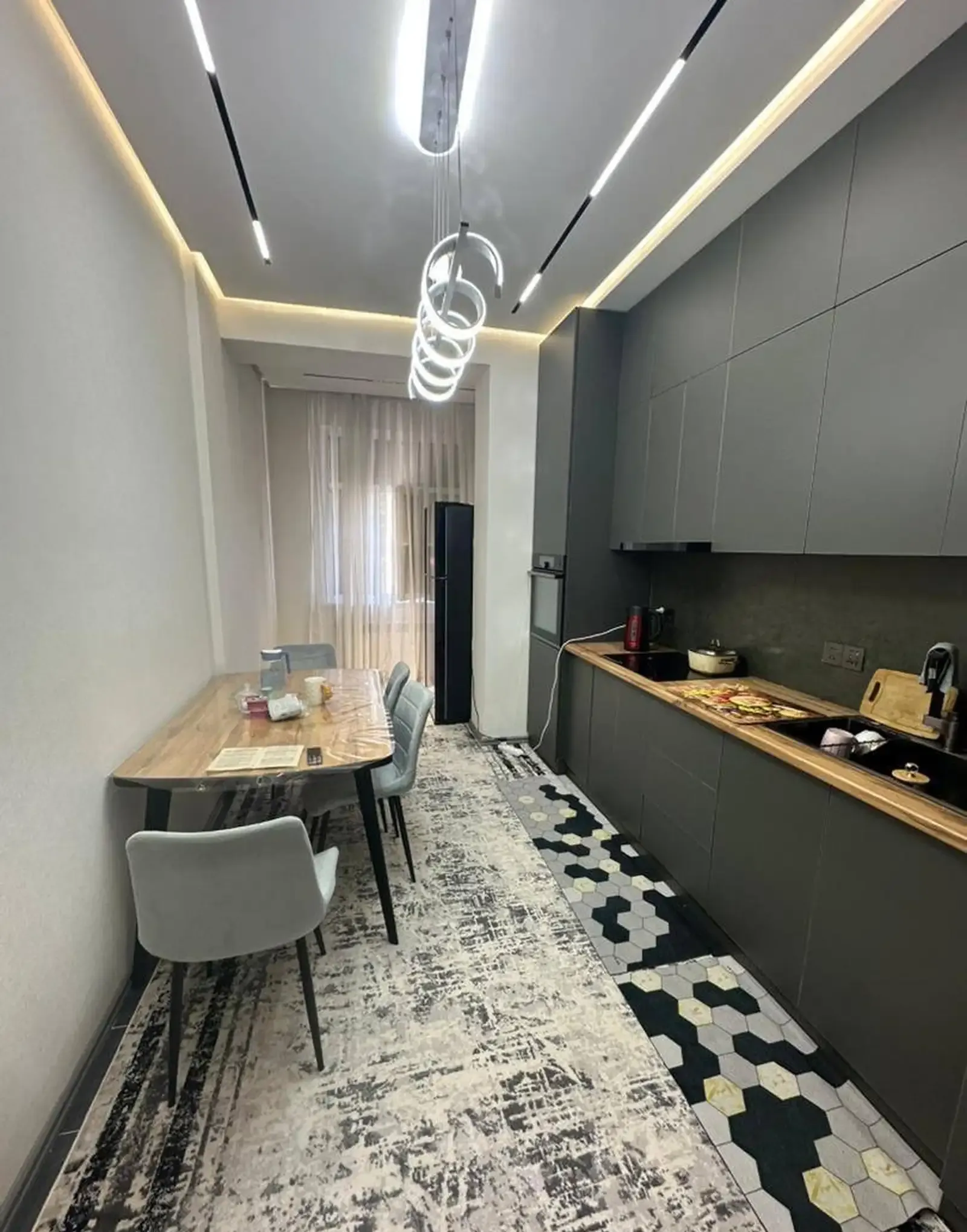 3-комн. квартира, 9 этаж, 76 м², Фирдавси — фото 8