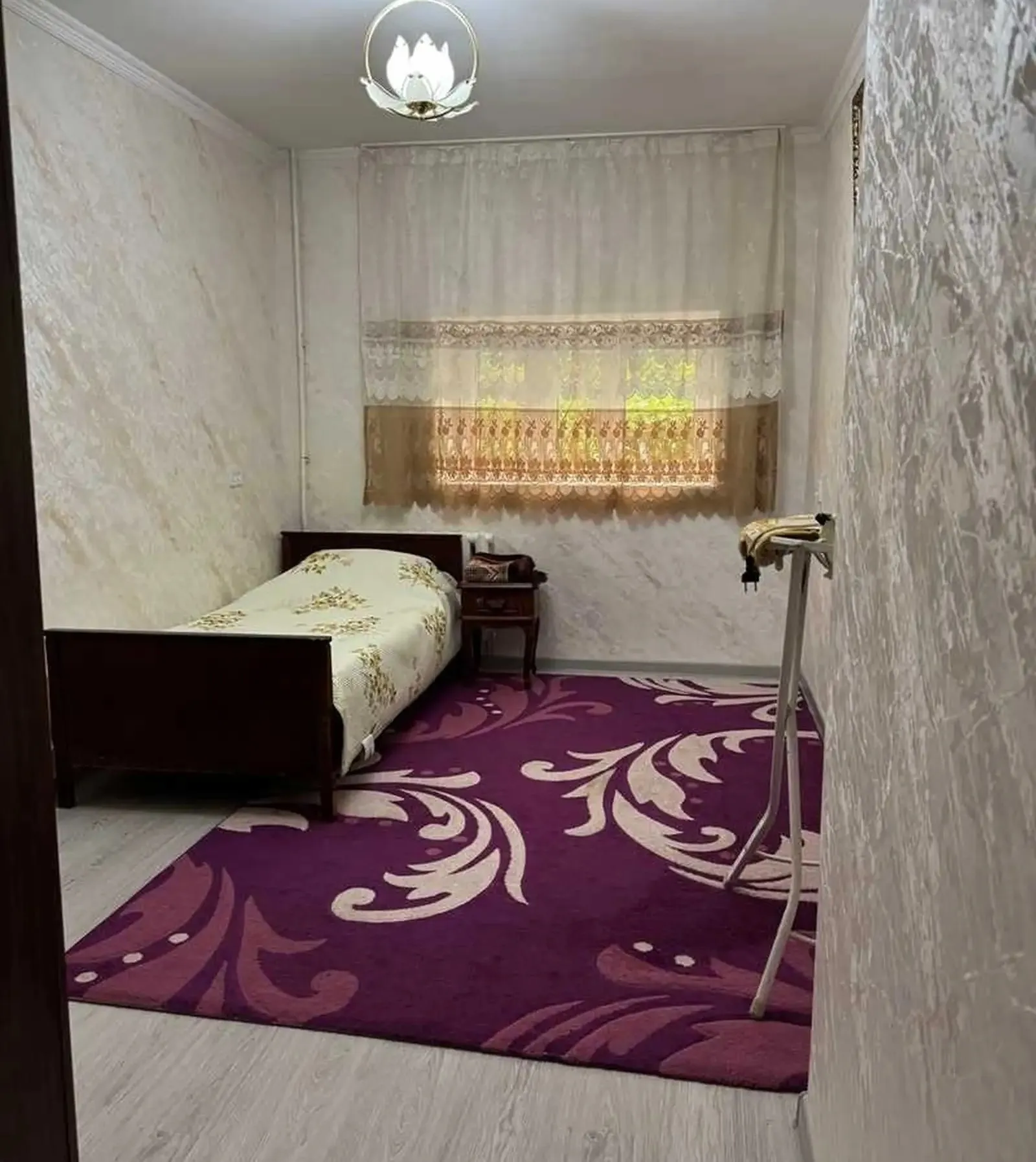 3-комн. квартира, 1 этаж, 70м², Сино