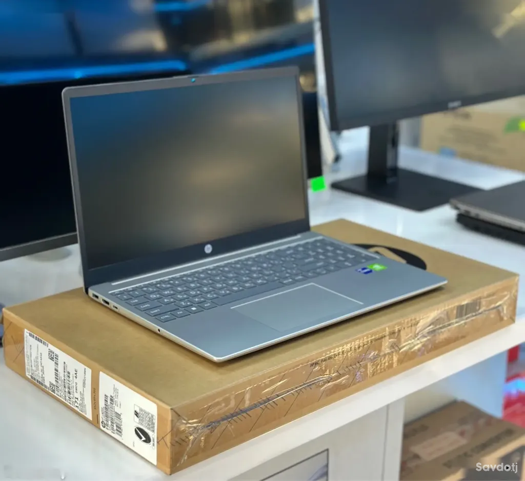 Ноутбук Hp core i5 -13 gen 8/512 mx570
