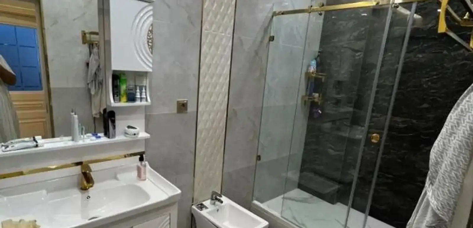 2-комн. квартира, 12 этаж, 80 м², И Сомони — фото 8