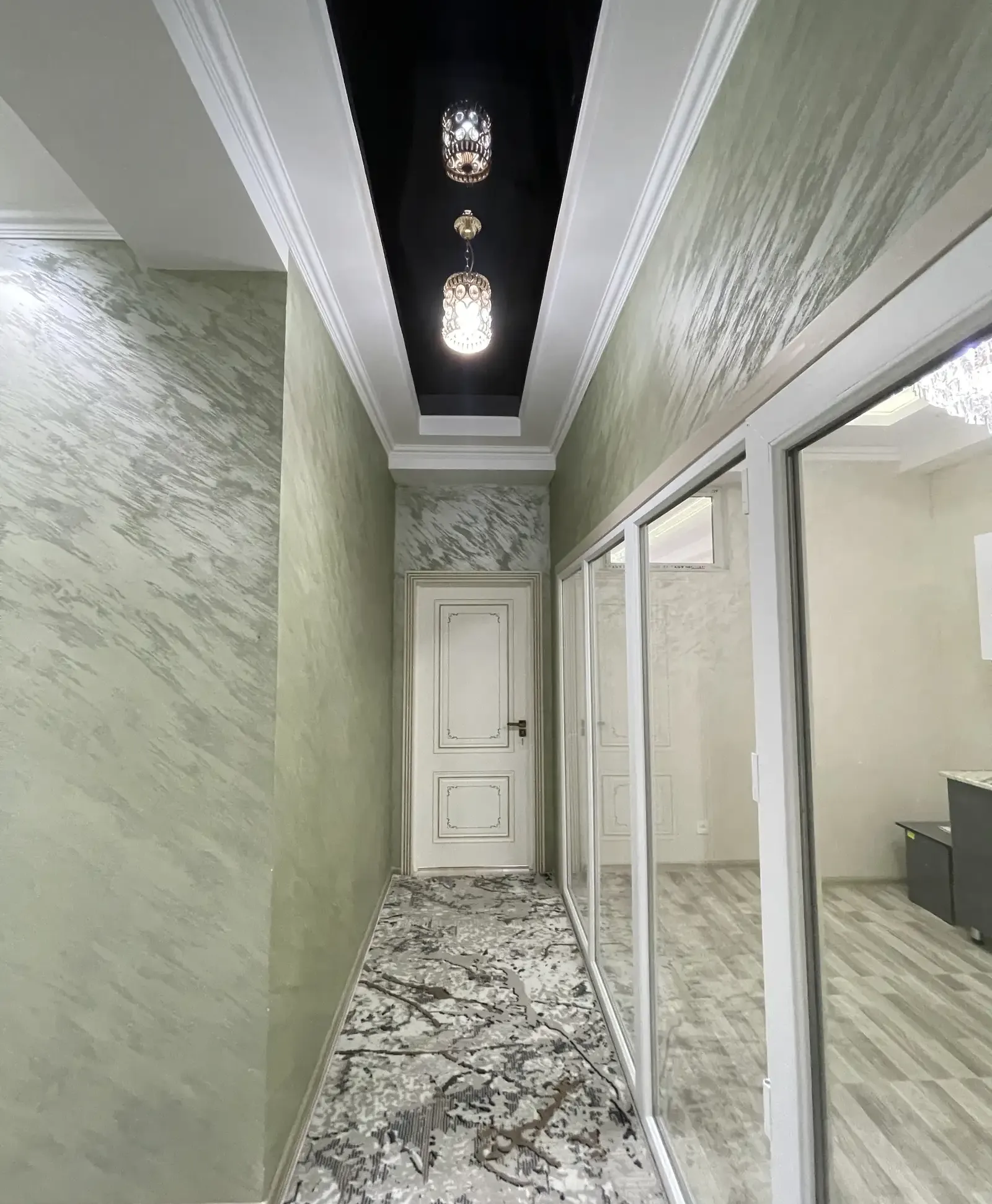 2-комн. квартира, 10 этаж, 84 м², 8 мкр — фото 6
