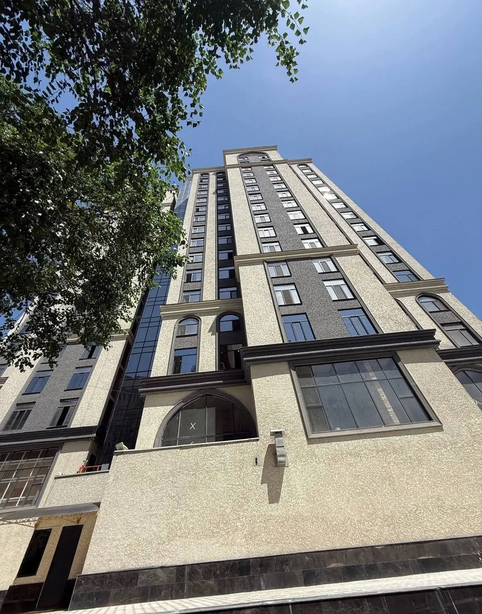 3-комн. квартира, 8 этаж, 88 м², Фирдавси — фото 3