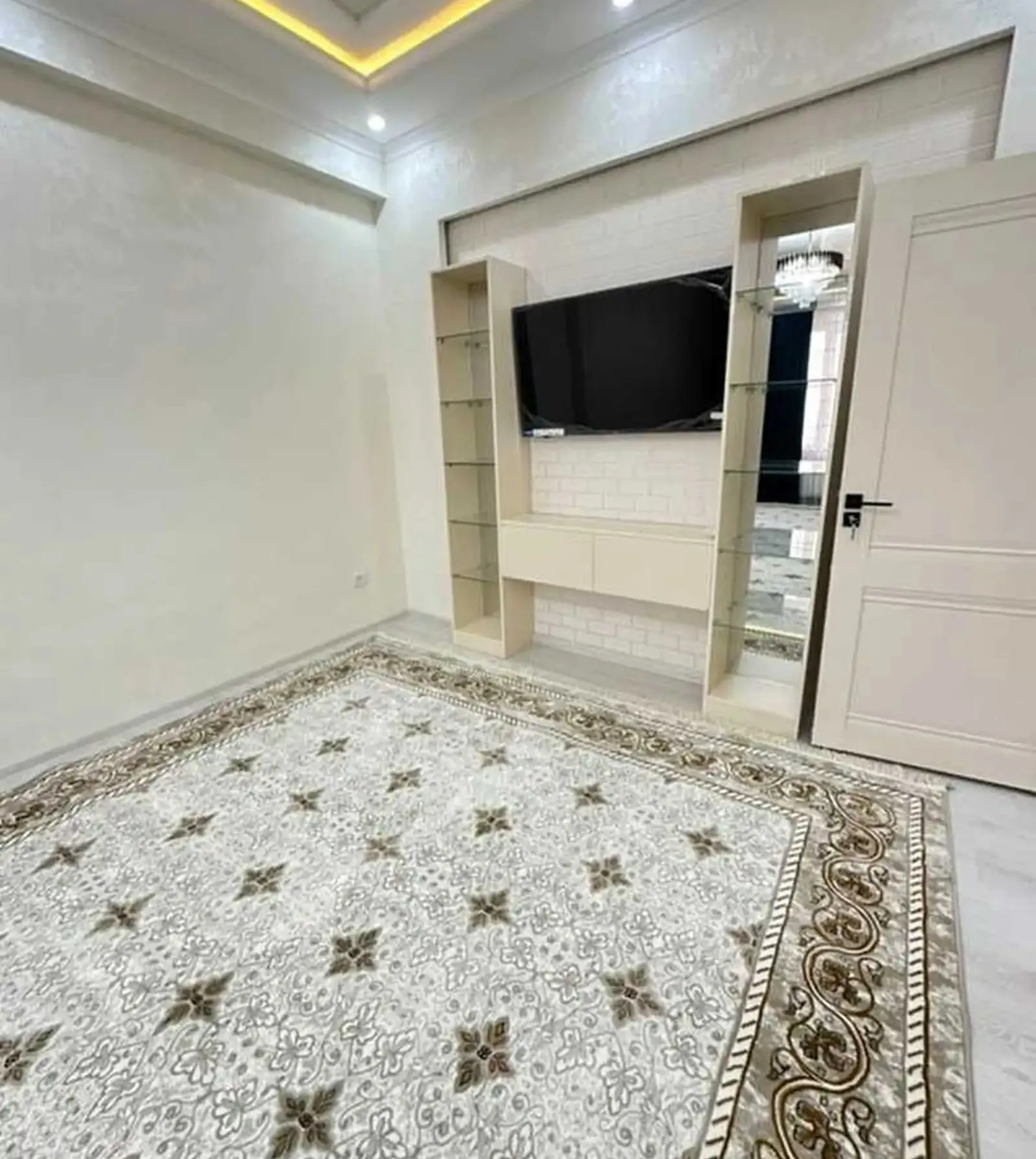 3-комн. квартира, 14 этаж, 106м², 82 мкр — фото 3