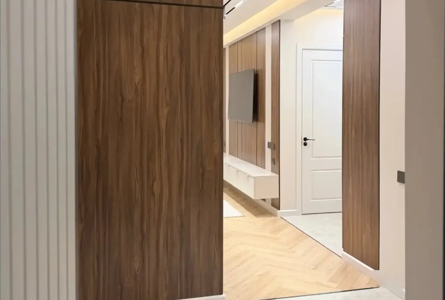 2-комн. квартира, 18 этаж, 57м², Оперка — фото 12