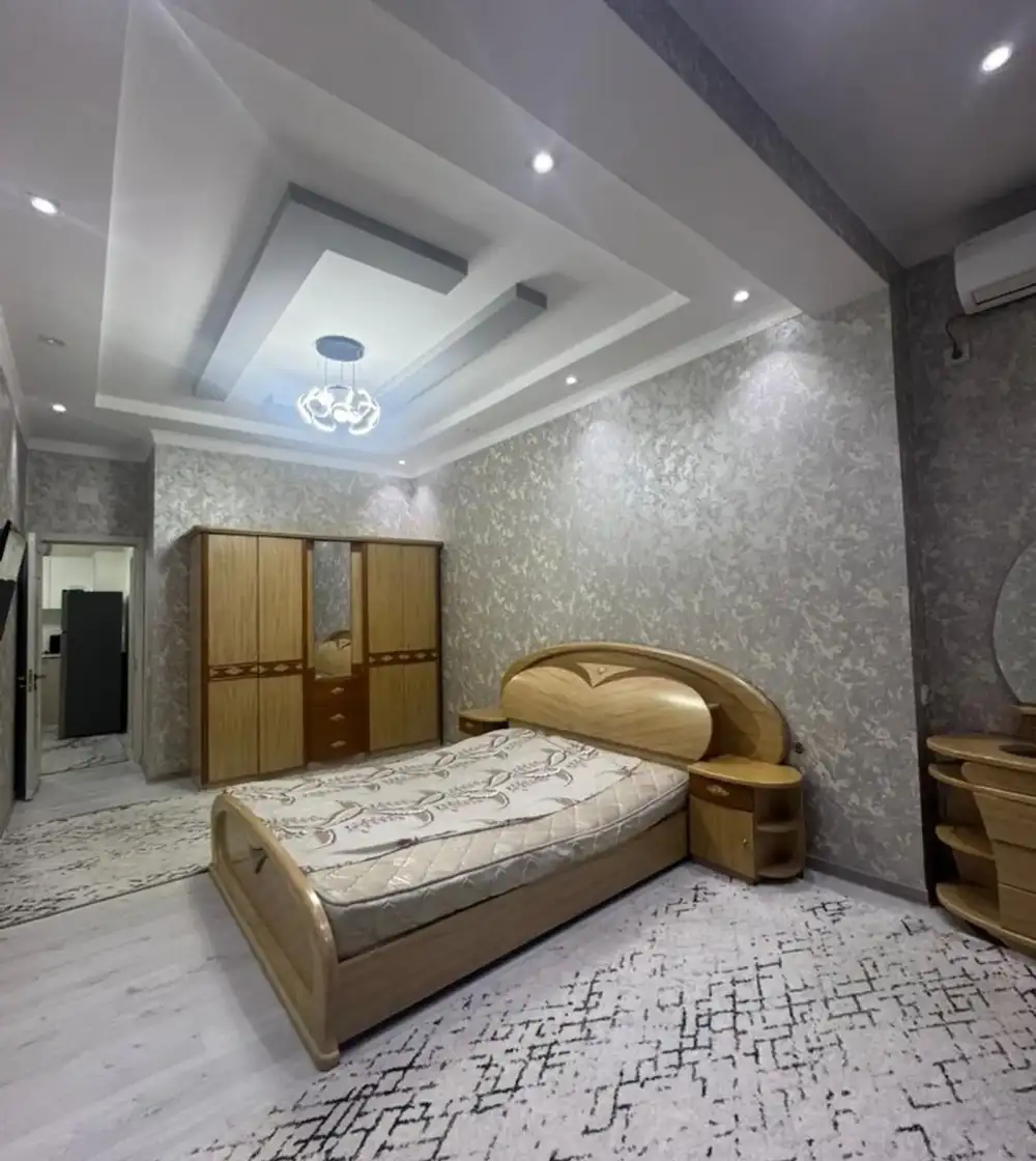 2-комн. квартира, 5 этаж, 70м², Шохмансур доми бари Пайкар голубой экран назди Ресторан Зирбак