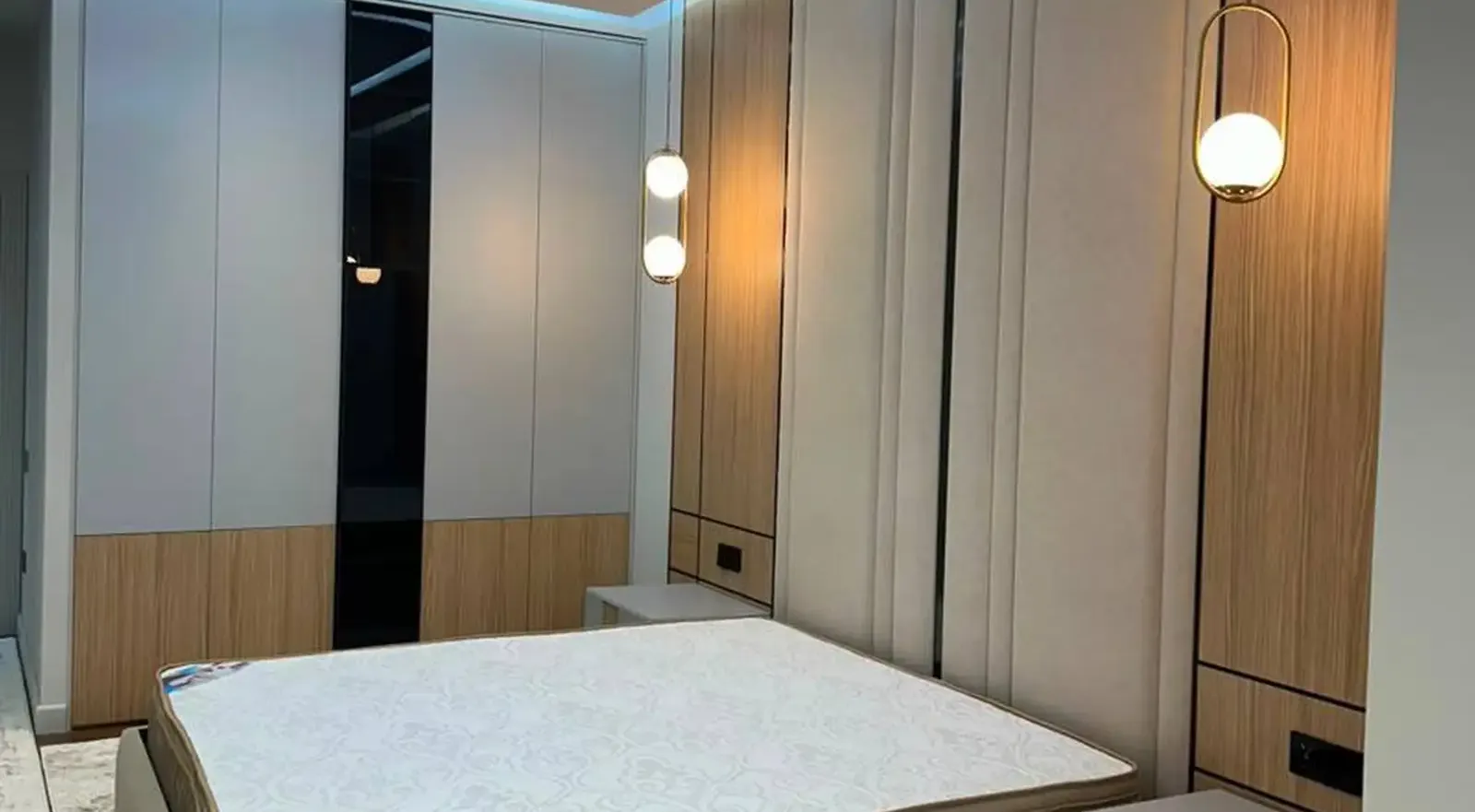 3-комн. квартира, 18 этаж, 81 м², И Сомони — фото 8