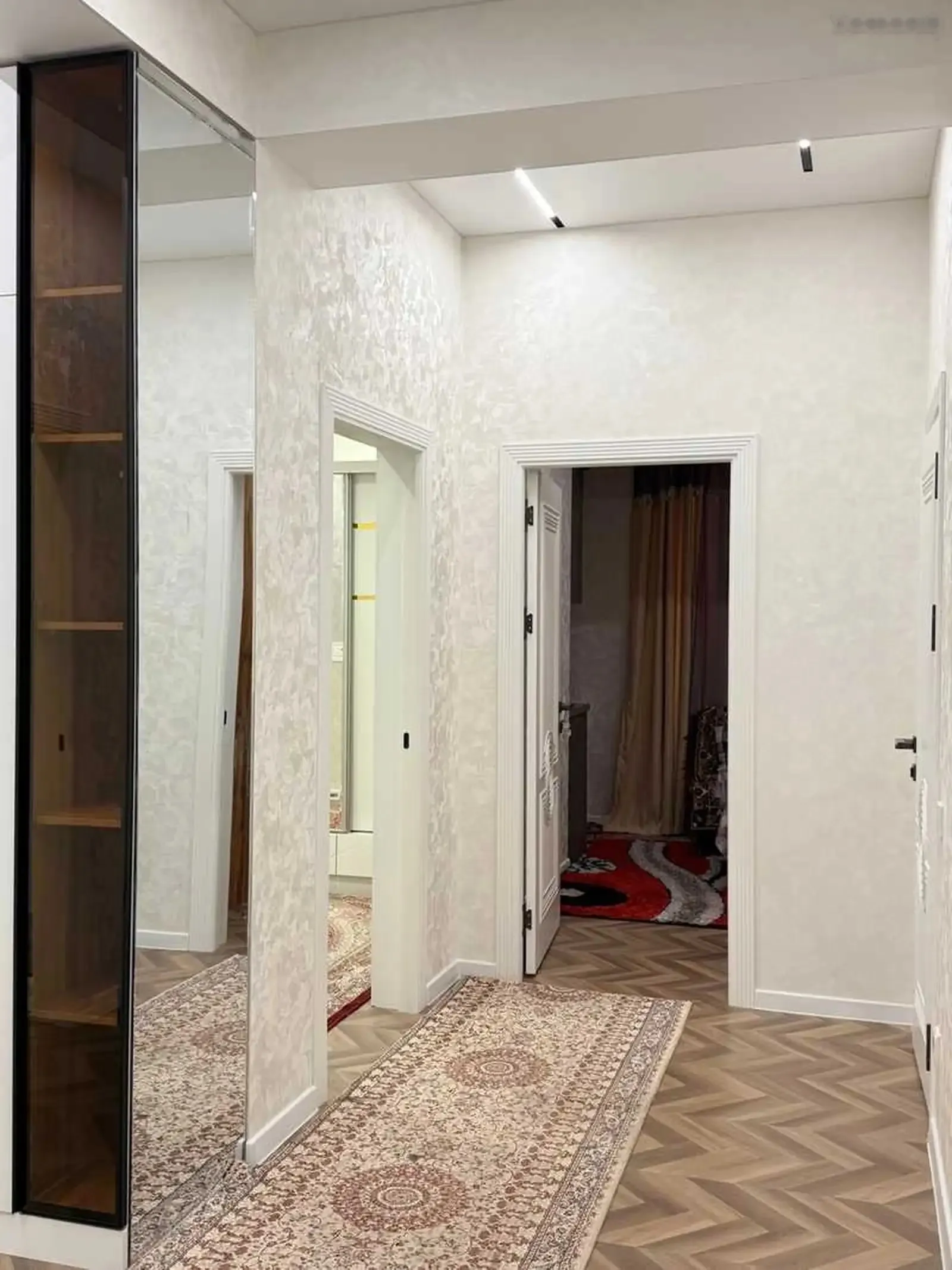 2-комн. квартира, 3 этаж, 92м², Спартак