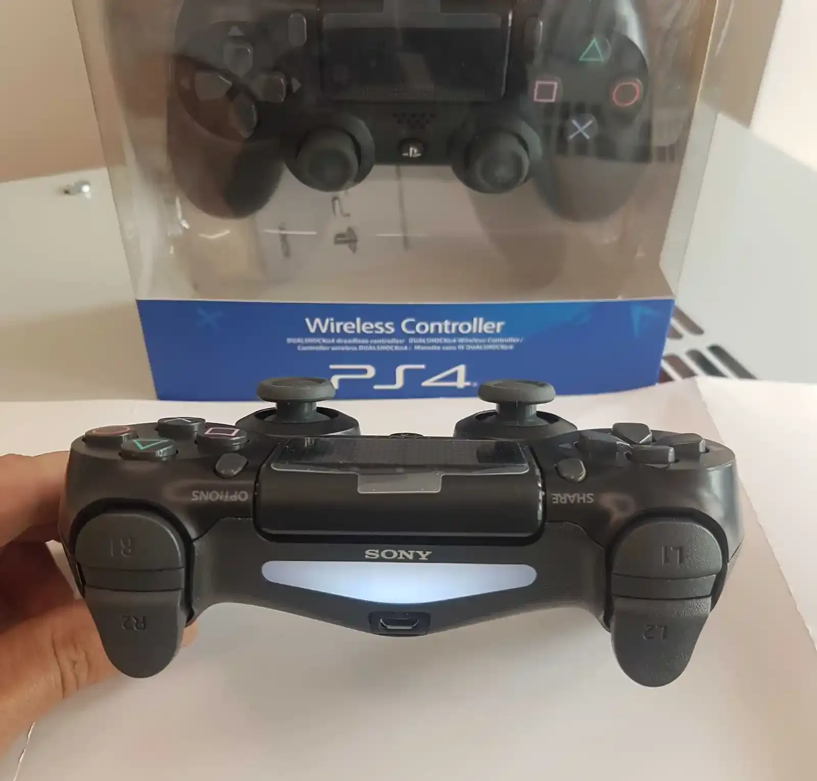 Джойстик от Sony PS4