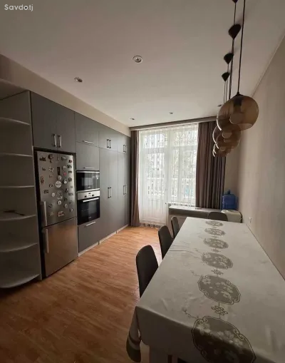 4-комн. квартира, 3 этаж, 140м², шохмансур