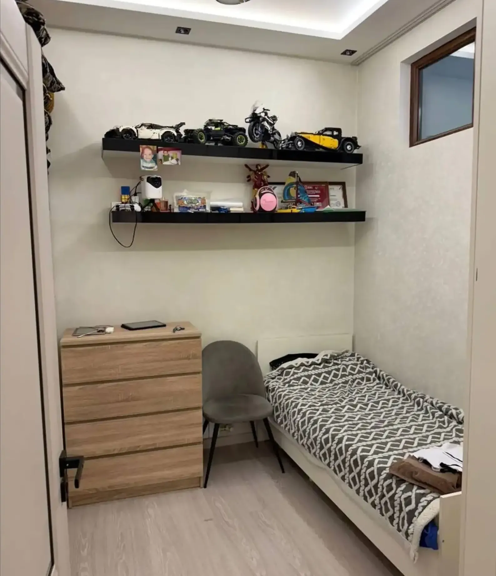 3-комн. квартира, 12 этаж, 102 м², И Сомони — фото 4