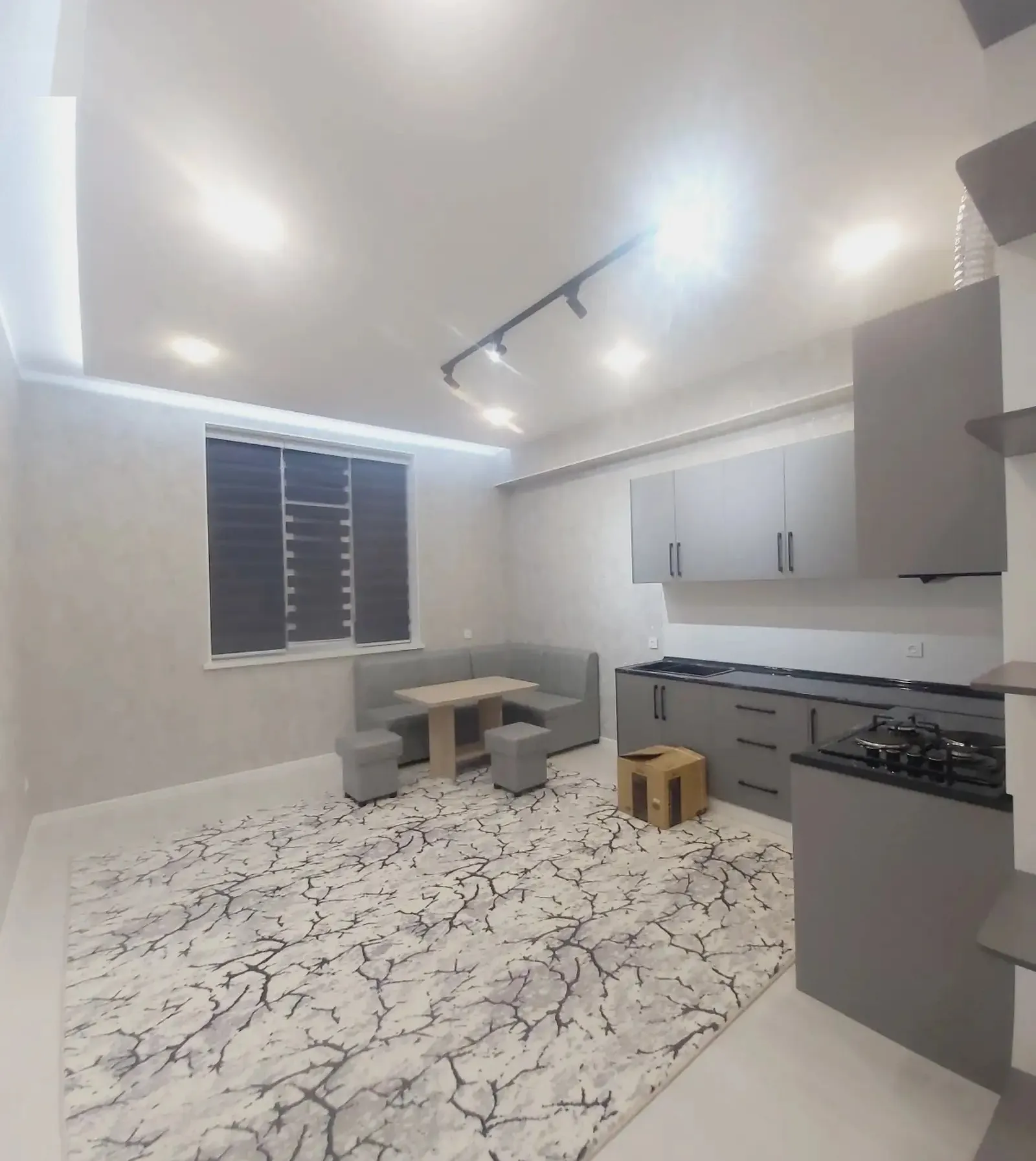 2-комн. квартира, 4 этаж, 76 м², 18 мкр