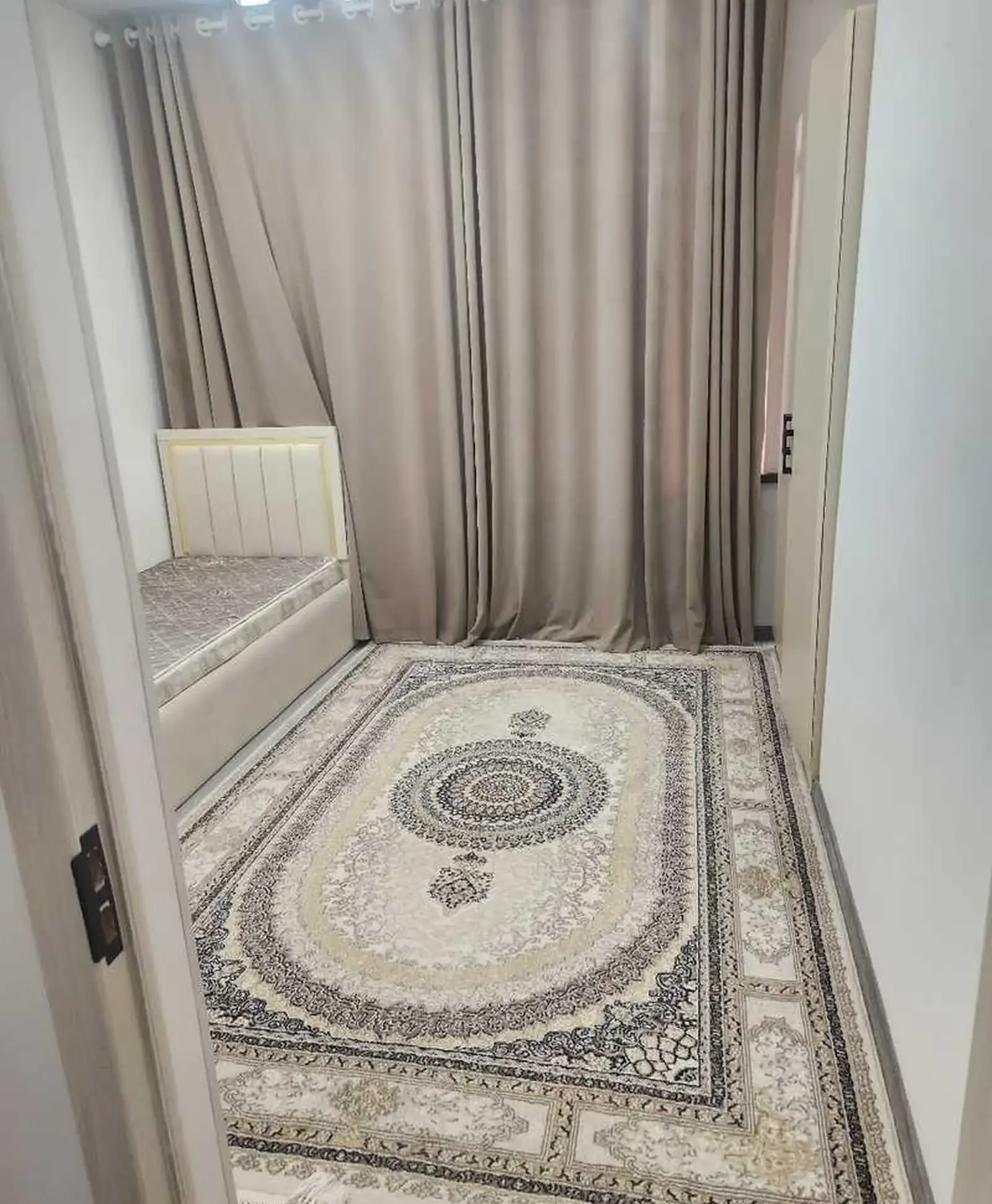 3-комн. квартира, 8 этаж, 80м², Шохмансур
