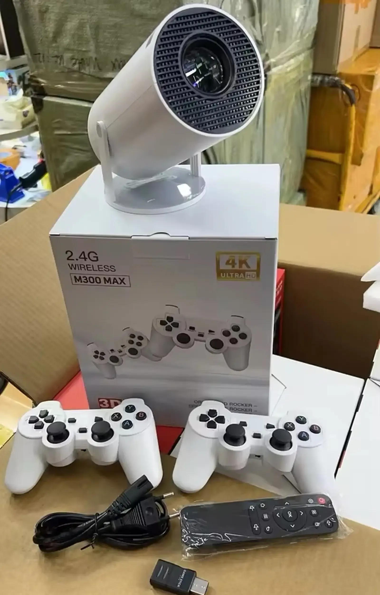 Портативный проектор и игровая приставка M300 Max