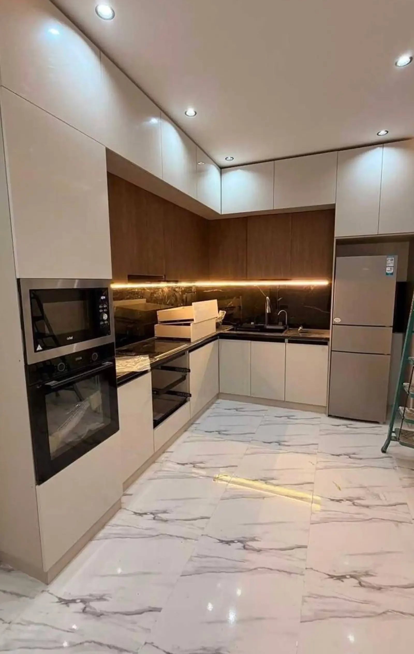 4-комн. квартира, 13 этаж, 91 м², Сино — фото 11