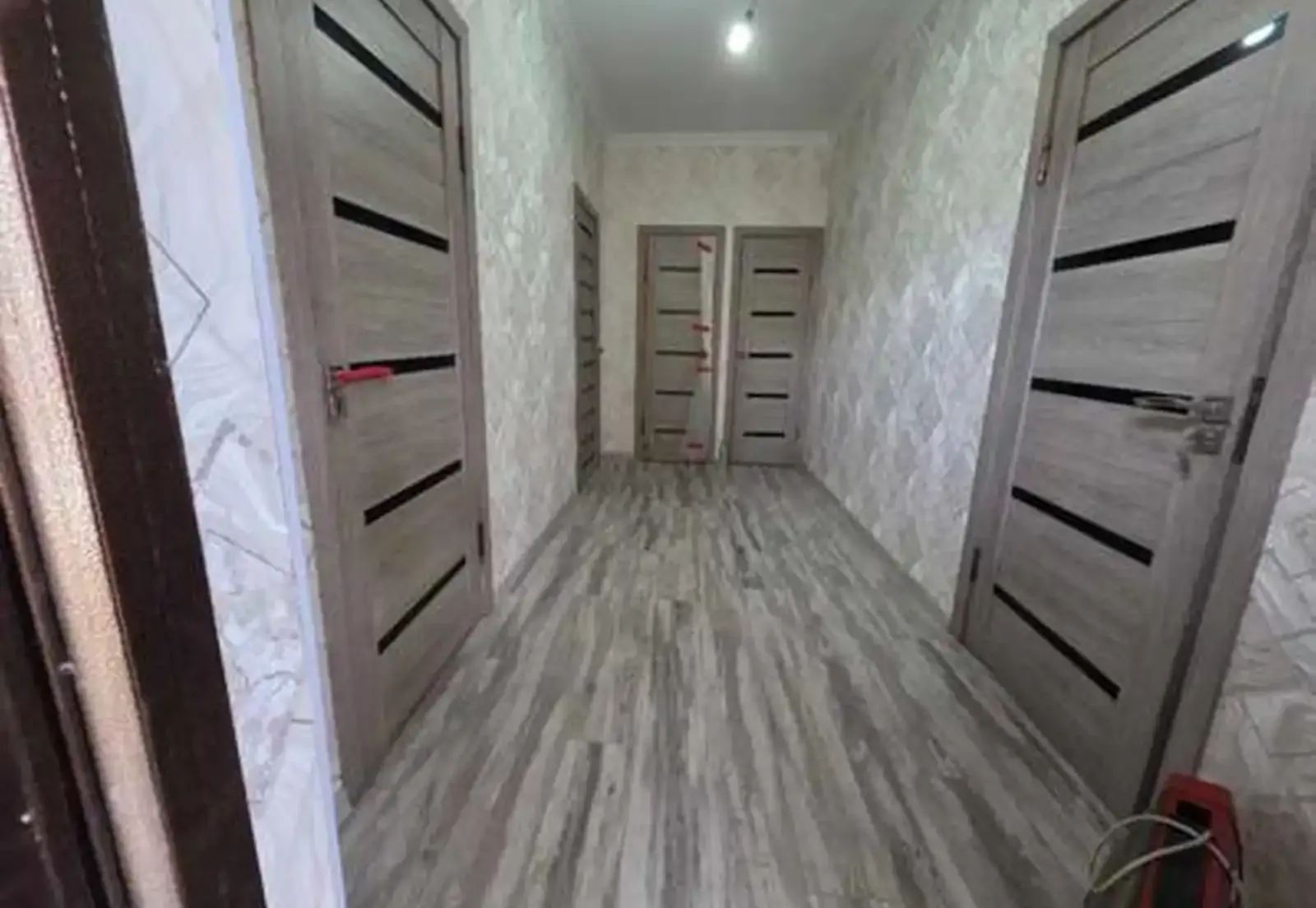 3-комн. квартира, Цокольный этаж, 66м², Шохмансур — фото 2