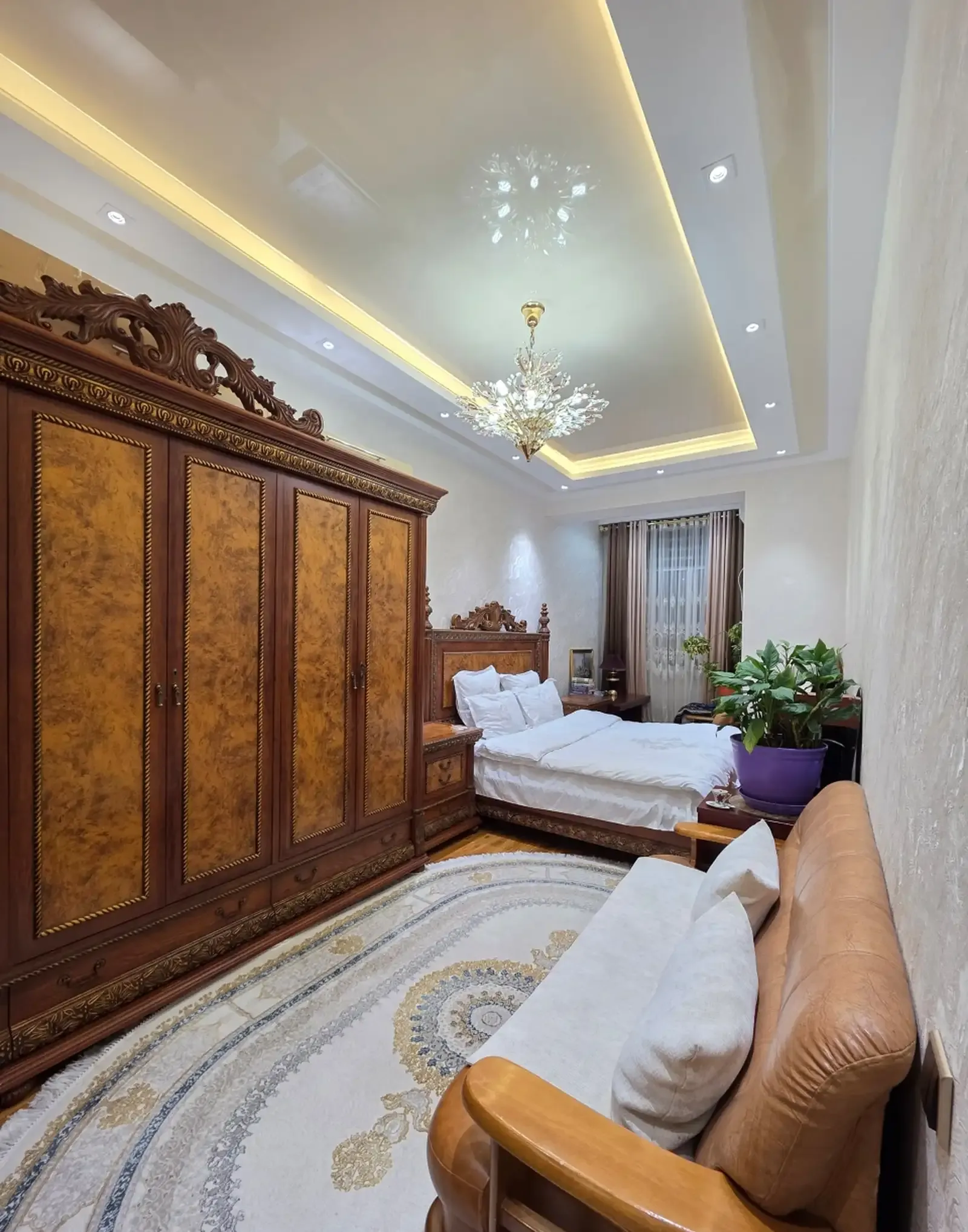 3-комн. квартира, 9 этаж, 130 м², Исмоили Сомони, дом Бурак