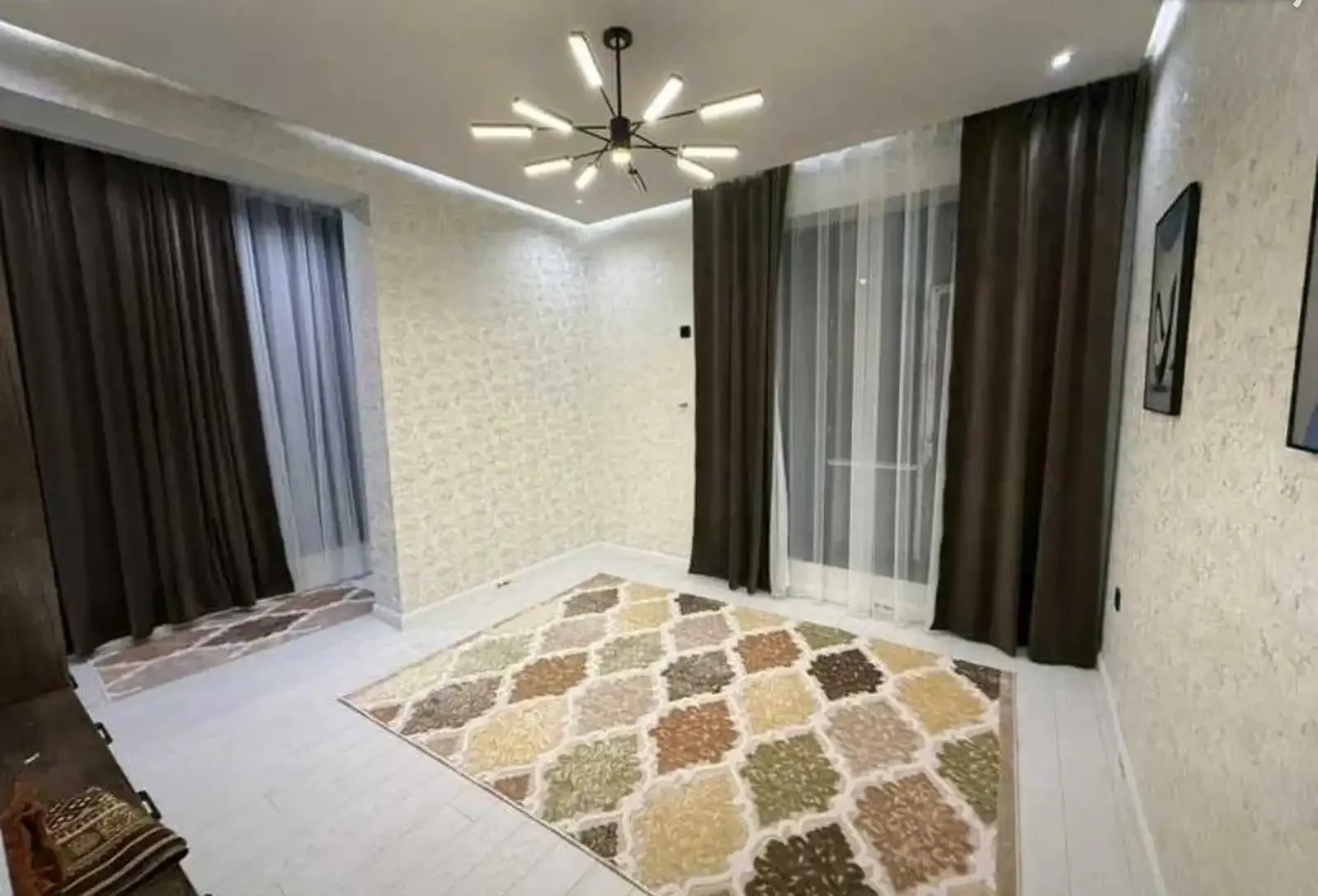 3-комн. квартира, 8 этаж, 88 м², 33мкр — фото 11