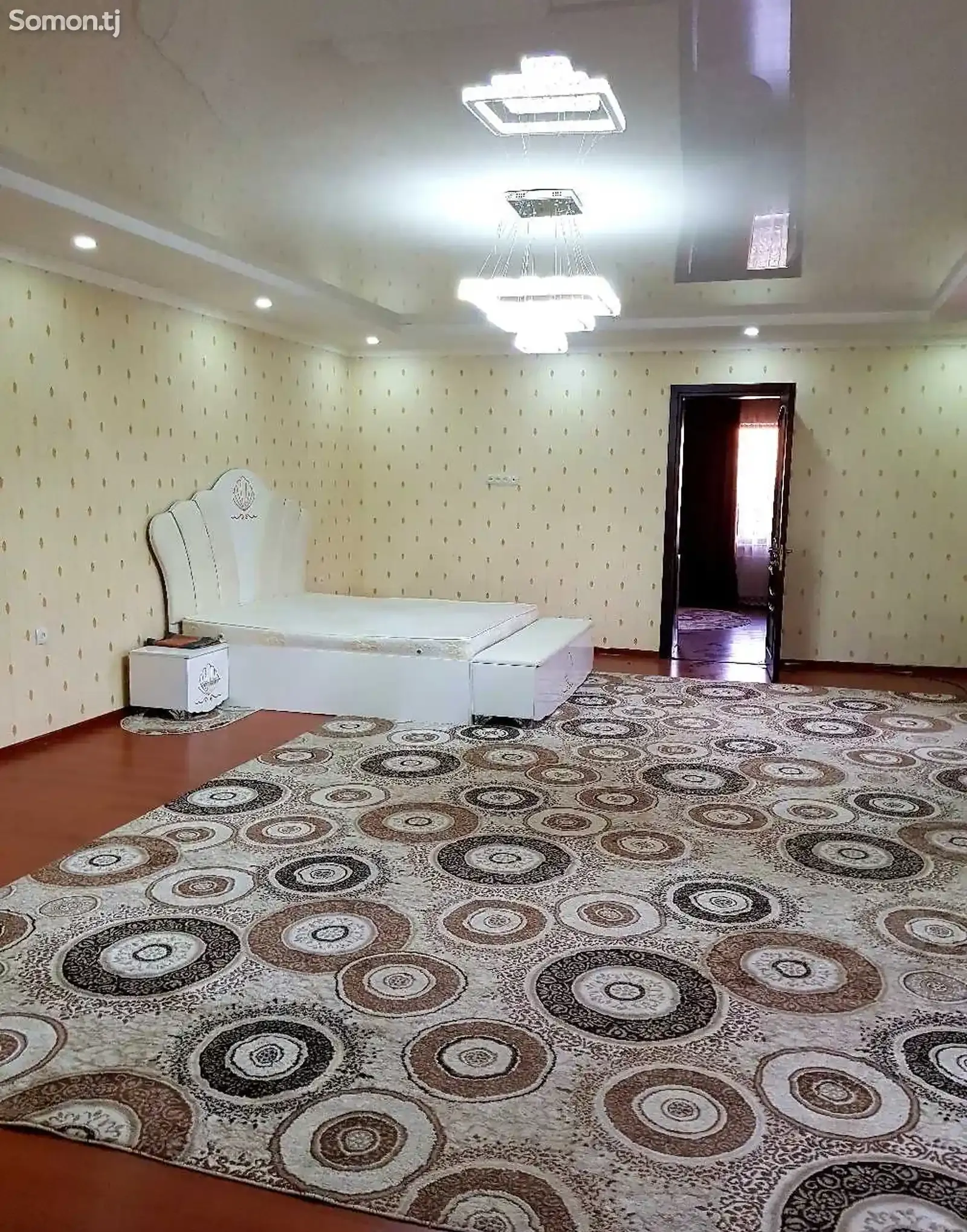 2-этажный, 10 комнатный дом, 800 м², Сомони