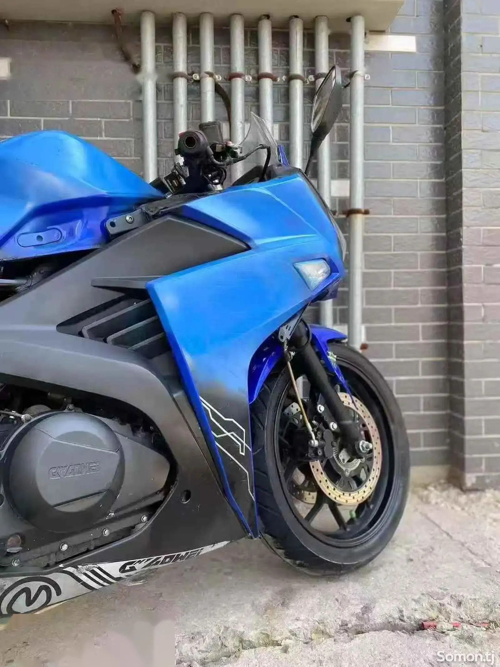 Мотоцикл Kawasaki — фото 4