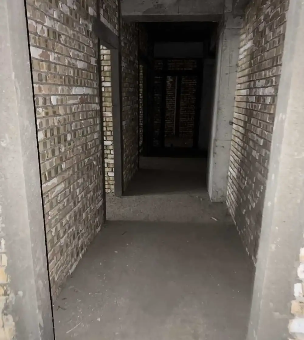 3-комн. квартира, 13 этаж, 130 м², Исмоили Сомони — фото 3