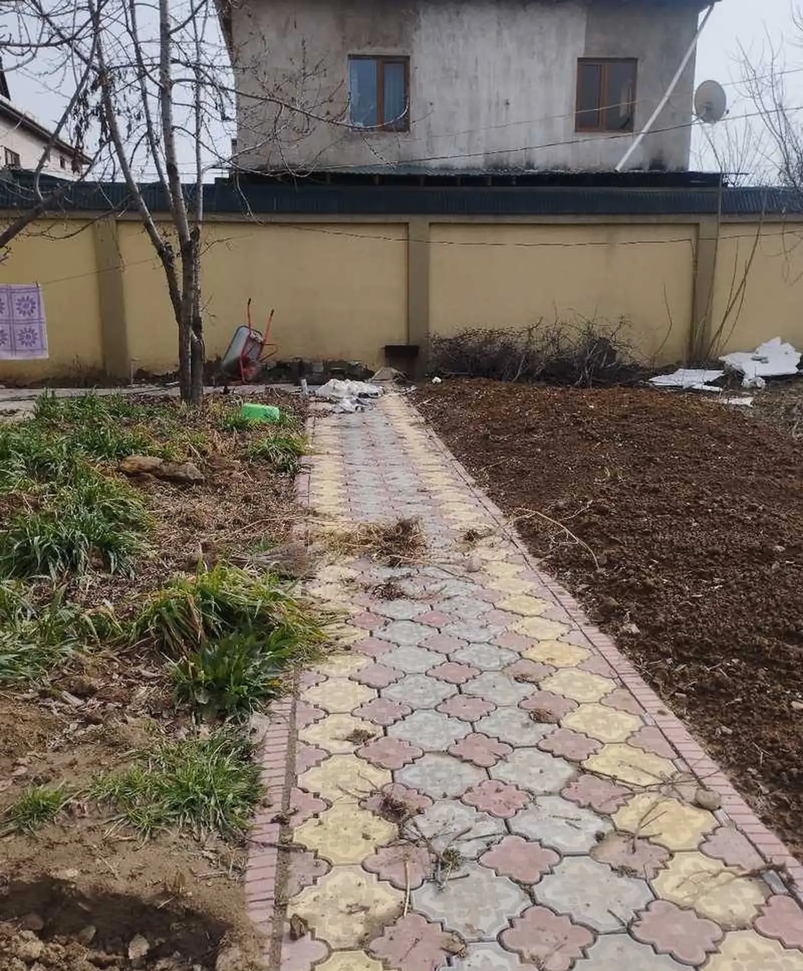 Продажа постройки с земельным участком 8 сот.,Сино