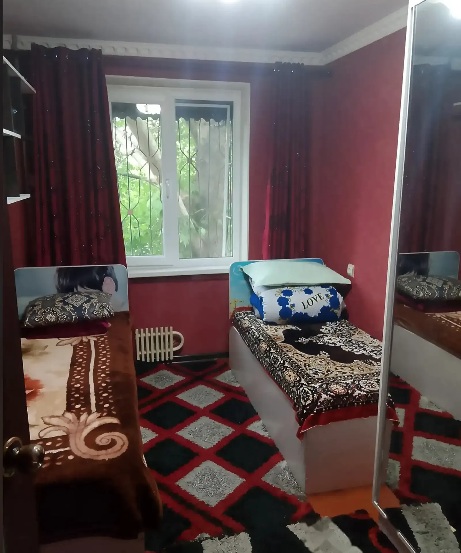 5-комн. квартира, 3 этаж, 100м², Сино