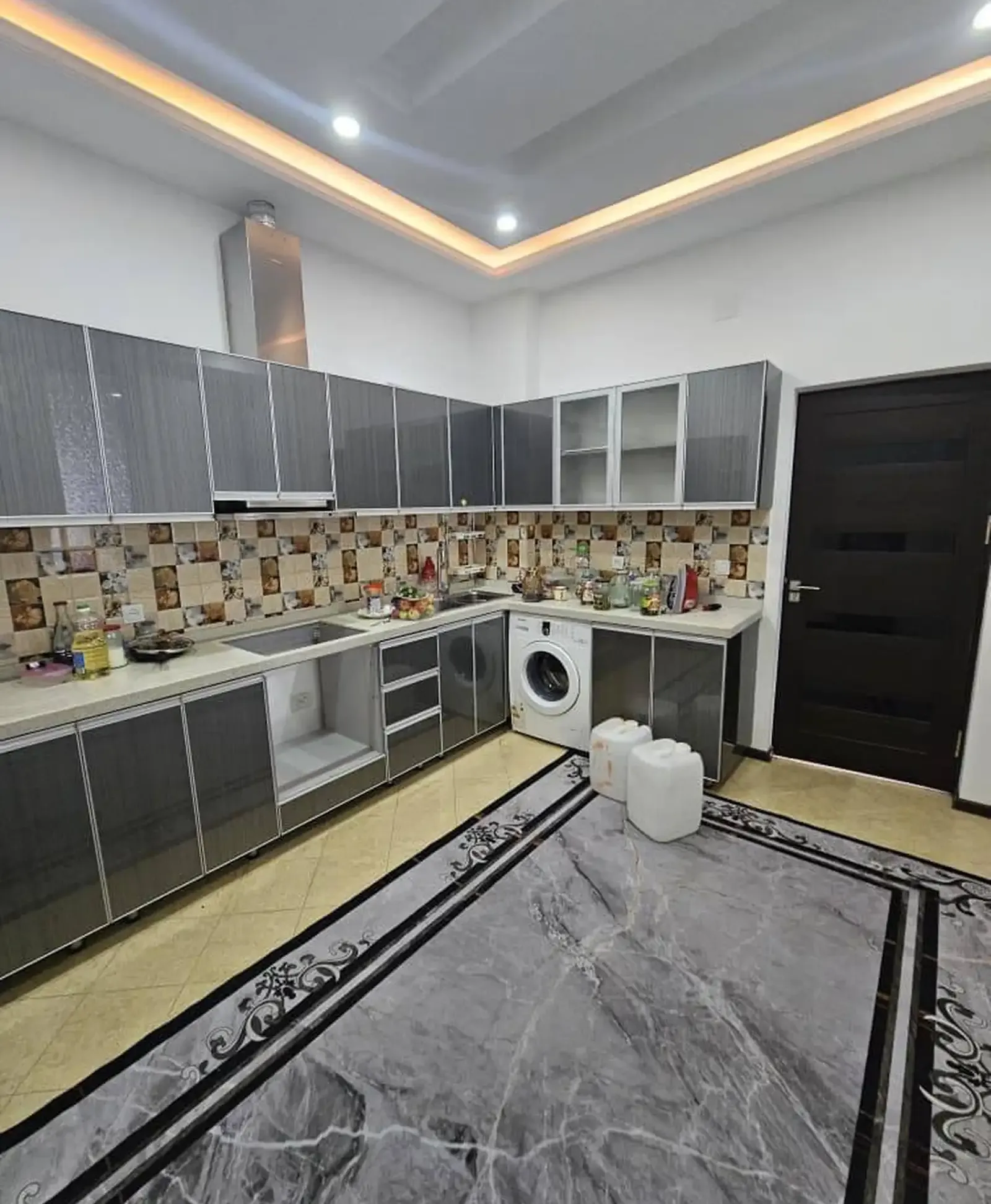 2-комн. квартира, 6 этаж, 73 м², И Сомони — фото 6