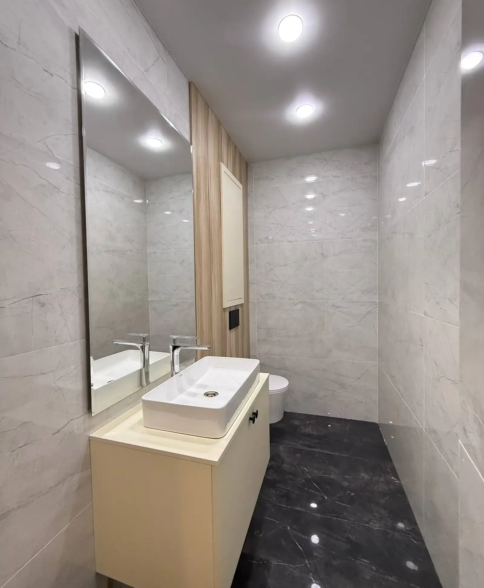4-комн. квартира, 3 этаж, 215 м², И Сомони