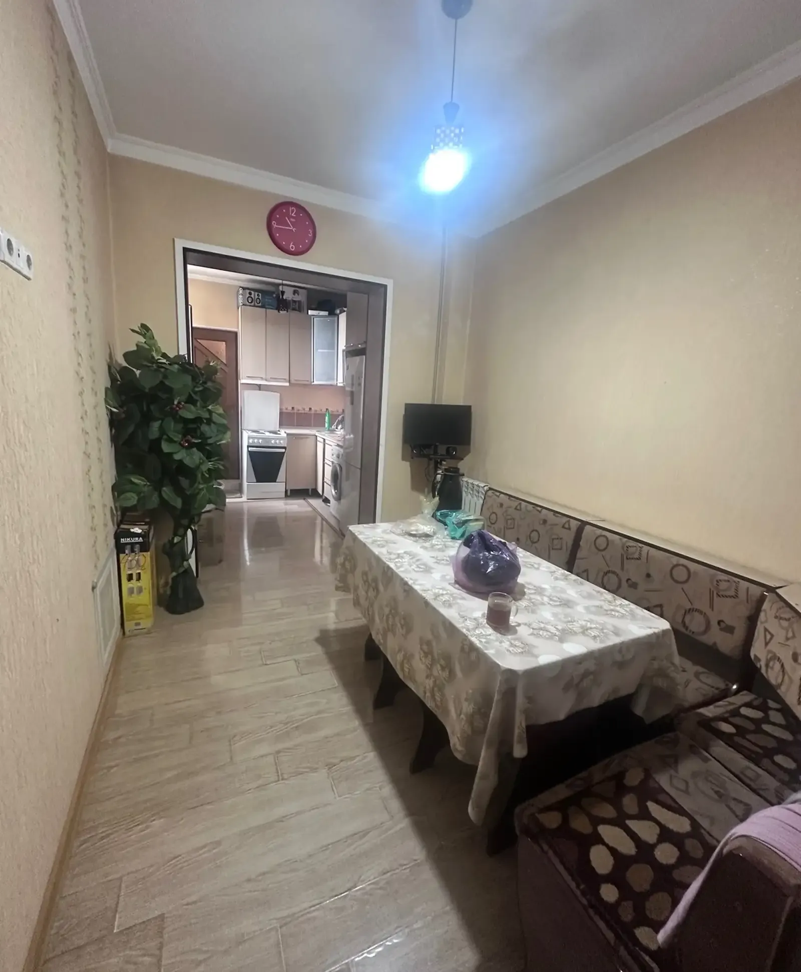 3-комн. квартира, 8 этаж, 75 м², Сино (Испечак)