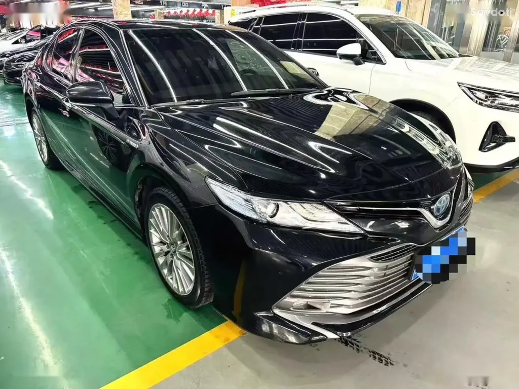 Toyota Camry, 2018