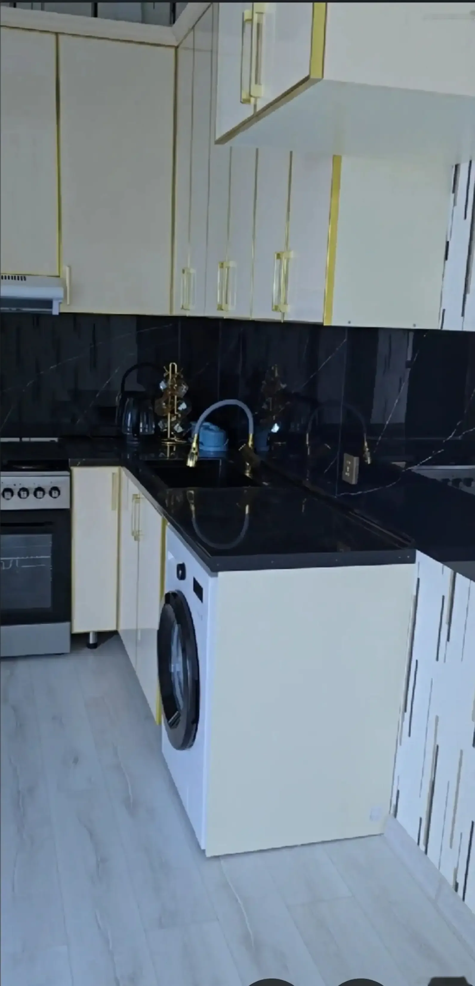 2-комн. квартира, 10 этаж, 70м², Шохмансур, 3 База