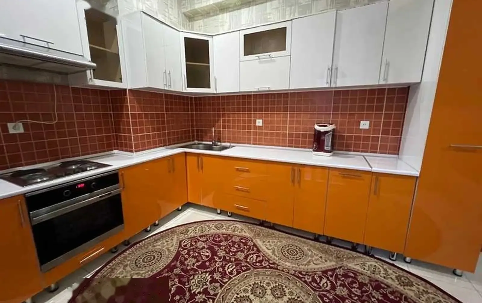 3-комн. квартира, 11 этаж, 140м², Сомони — фото 2