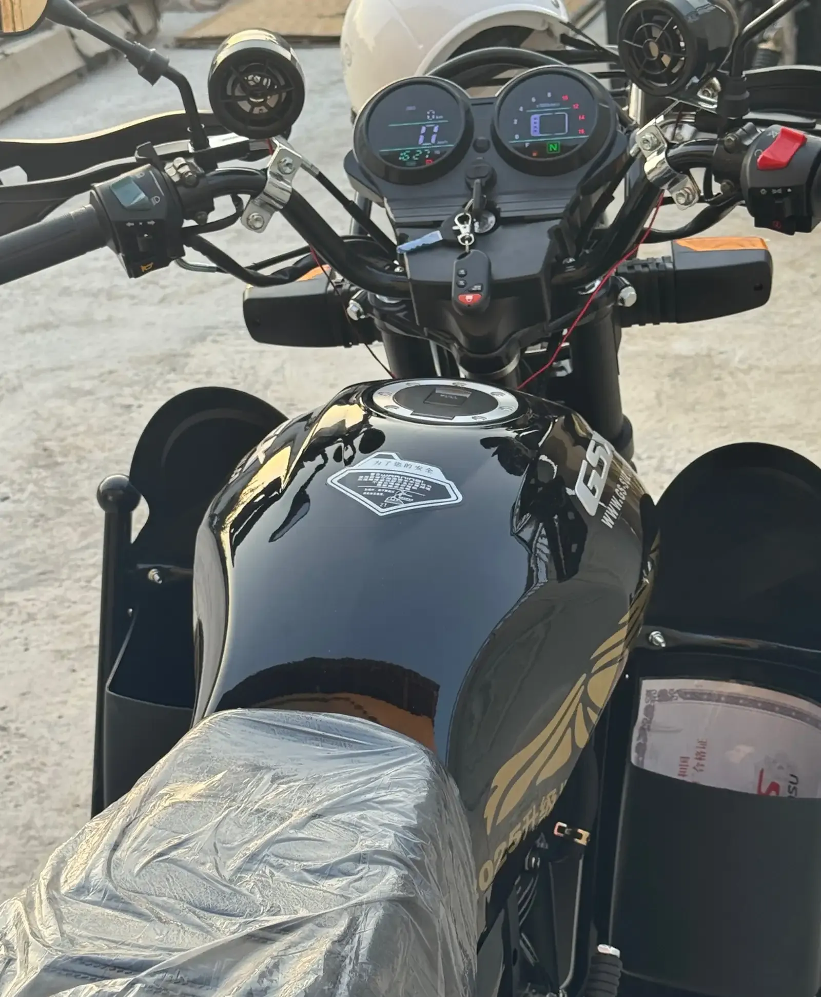 Мотоцикл GSX Suzuki 200