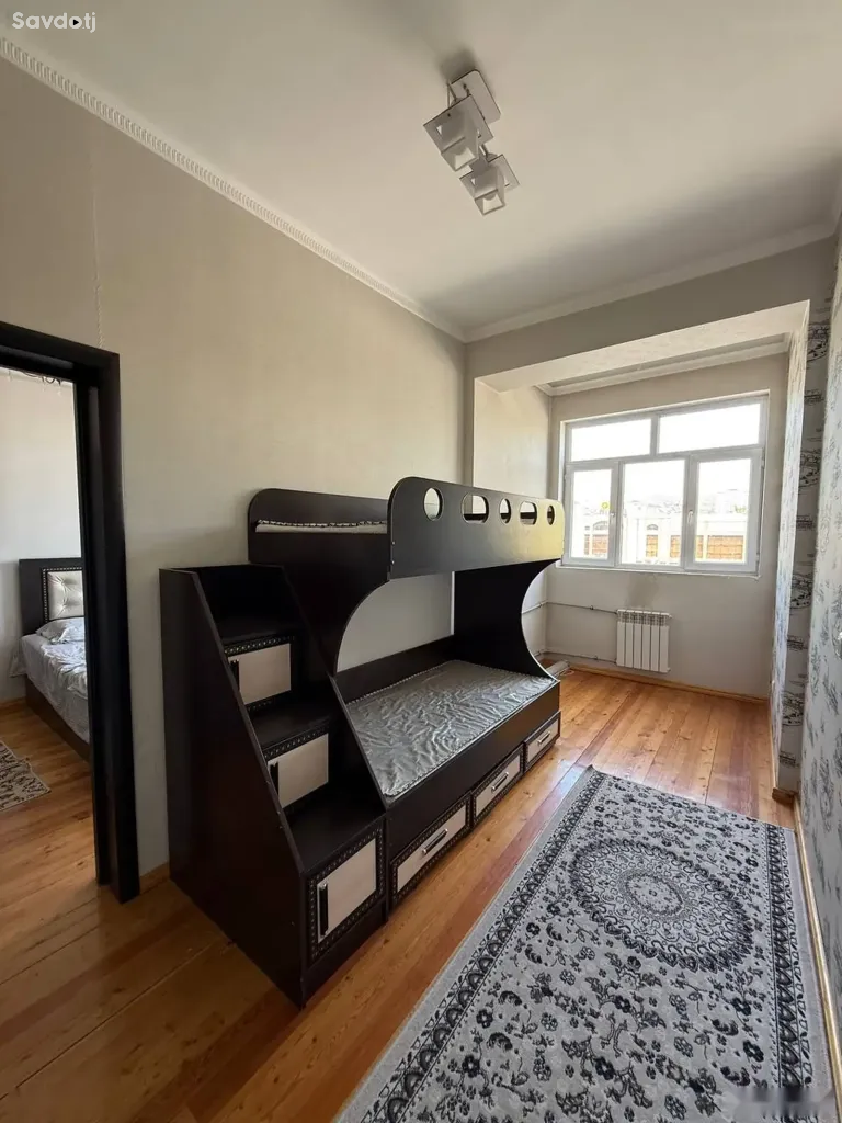 3-комн. квартира, 4 этаж, 70м², сино