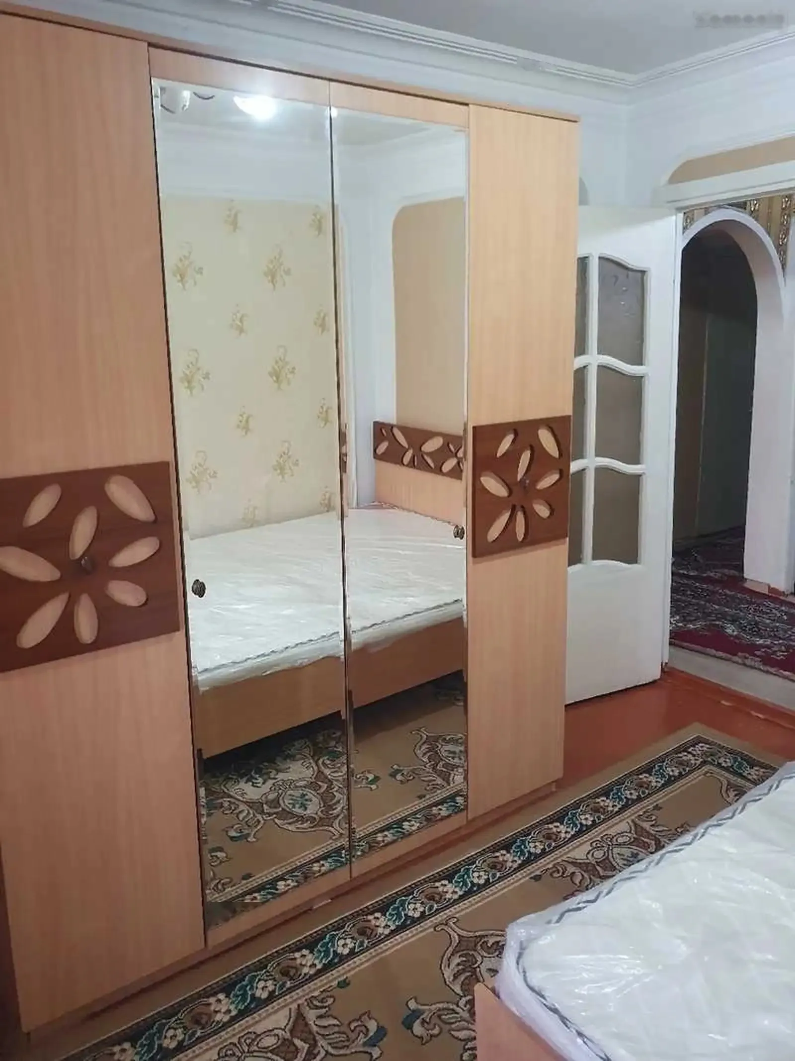 4-комн. квартира, 1 этаж, 78м², 82мкр
