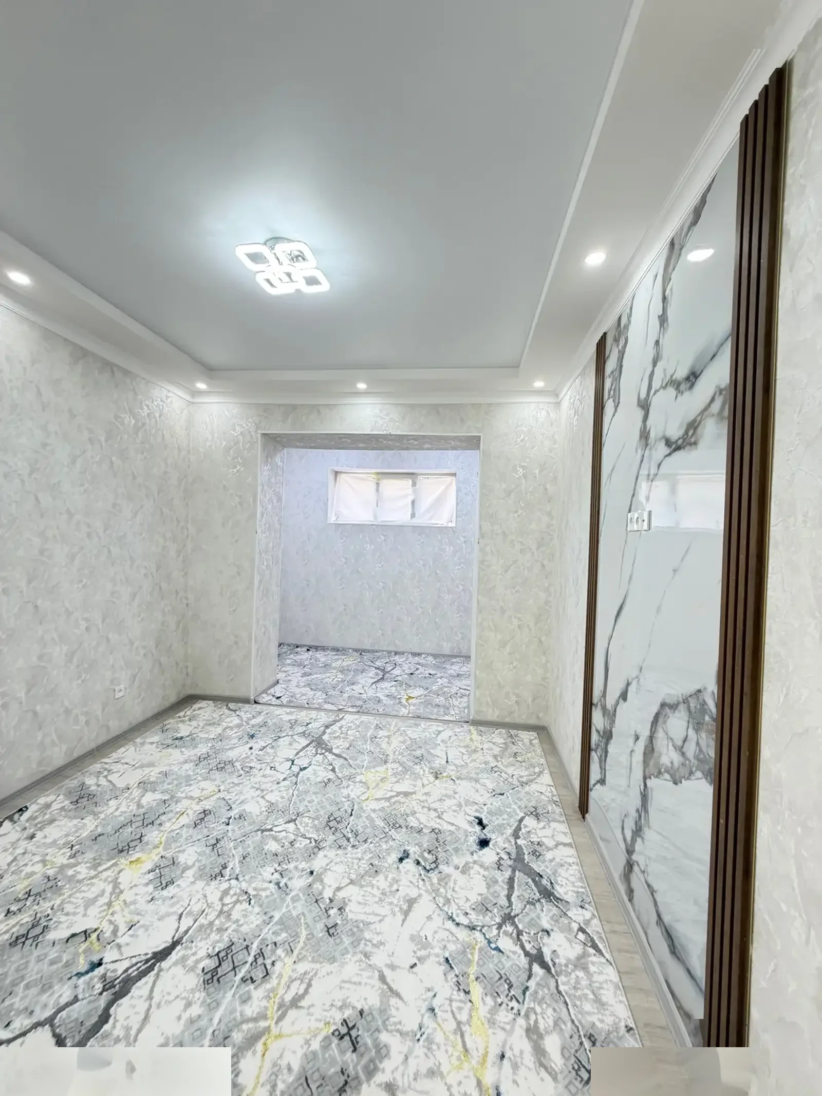 2-комн. квартира, Цокольный этаж, 68 м², 8 мкр — фото 9