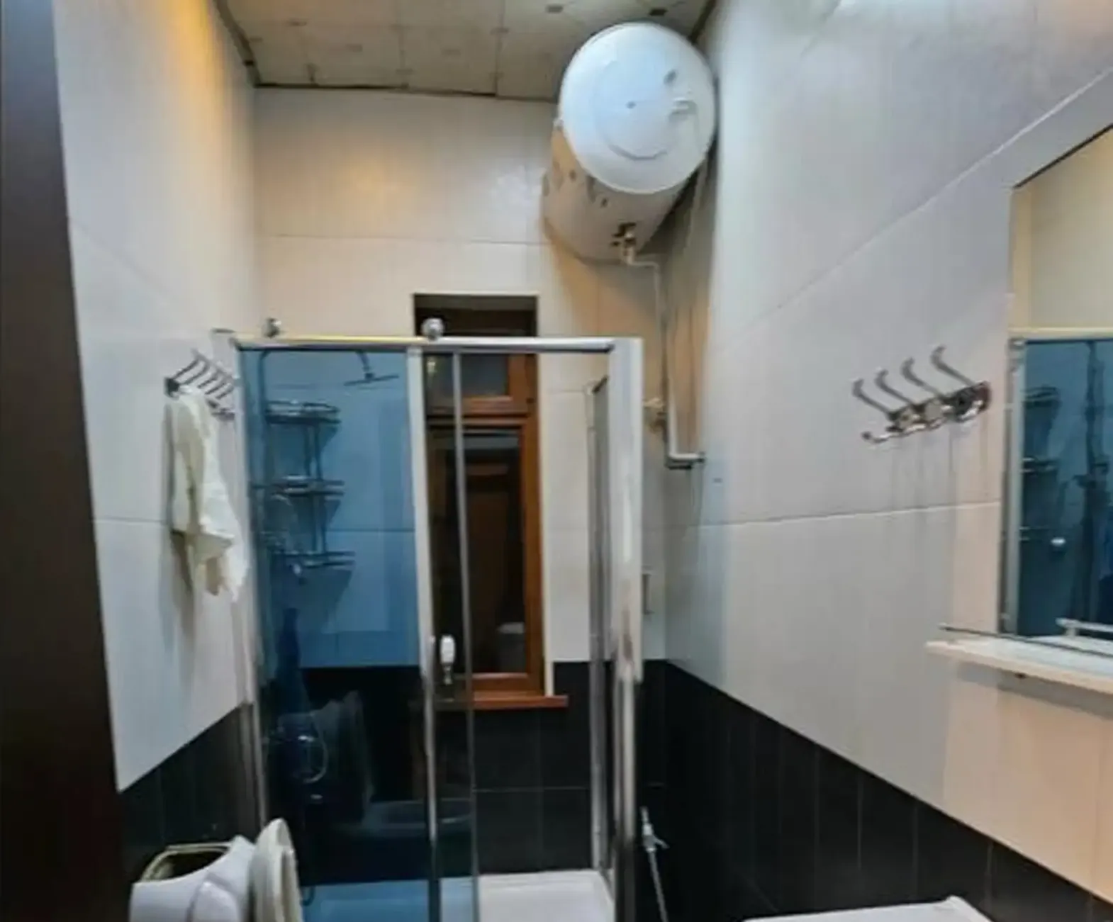 3-этажный, 7 комнатный дом, 750 м², И Сомони