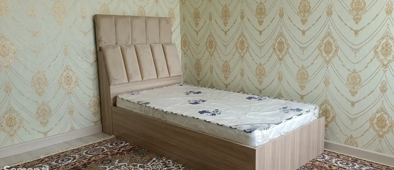 Односпальная кровать