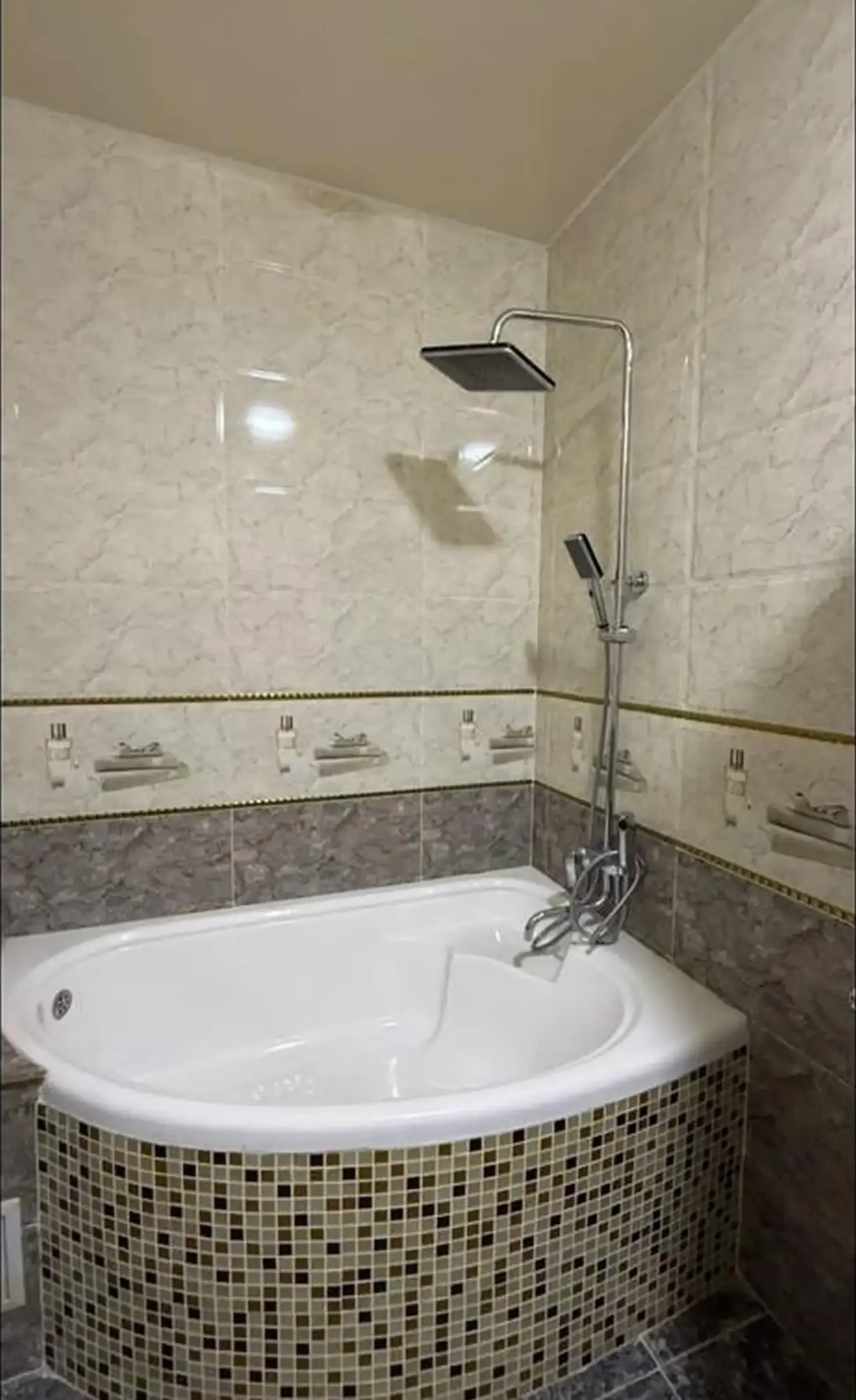 2-комн. квартира, 12 этаж, 96м², Шохмансур — фото 4