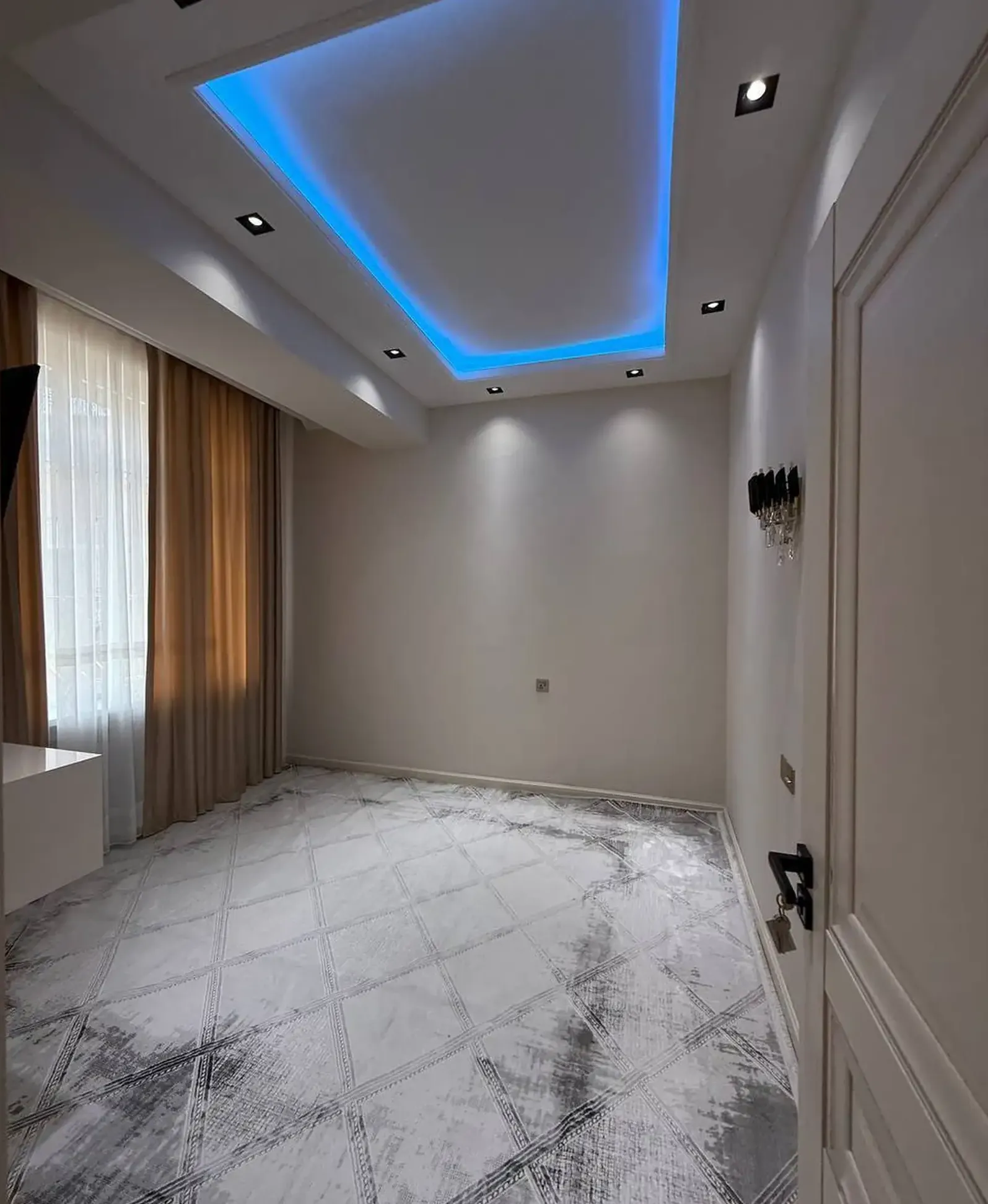 2-комн. квартира, 19 этаж, 50 м², Исмоили Сомони, Альфемо
