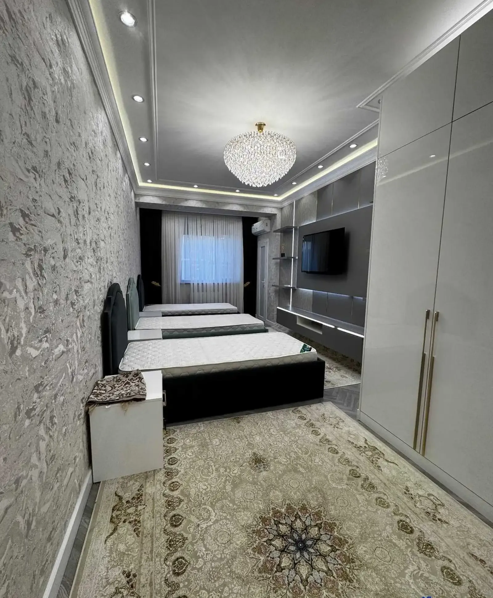 3-комн. квартира, 5 этаж, 115 м², Сино,82мкр — фото 2